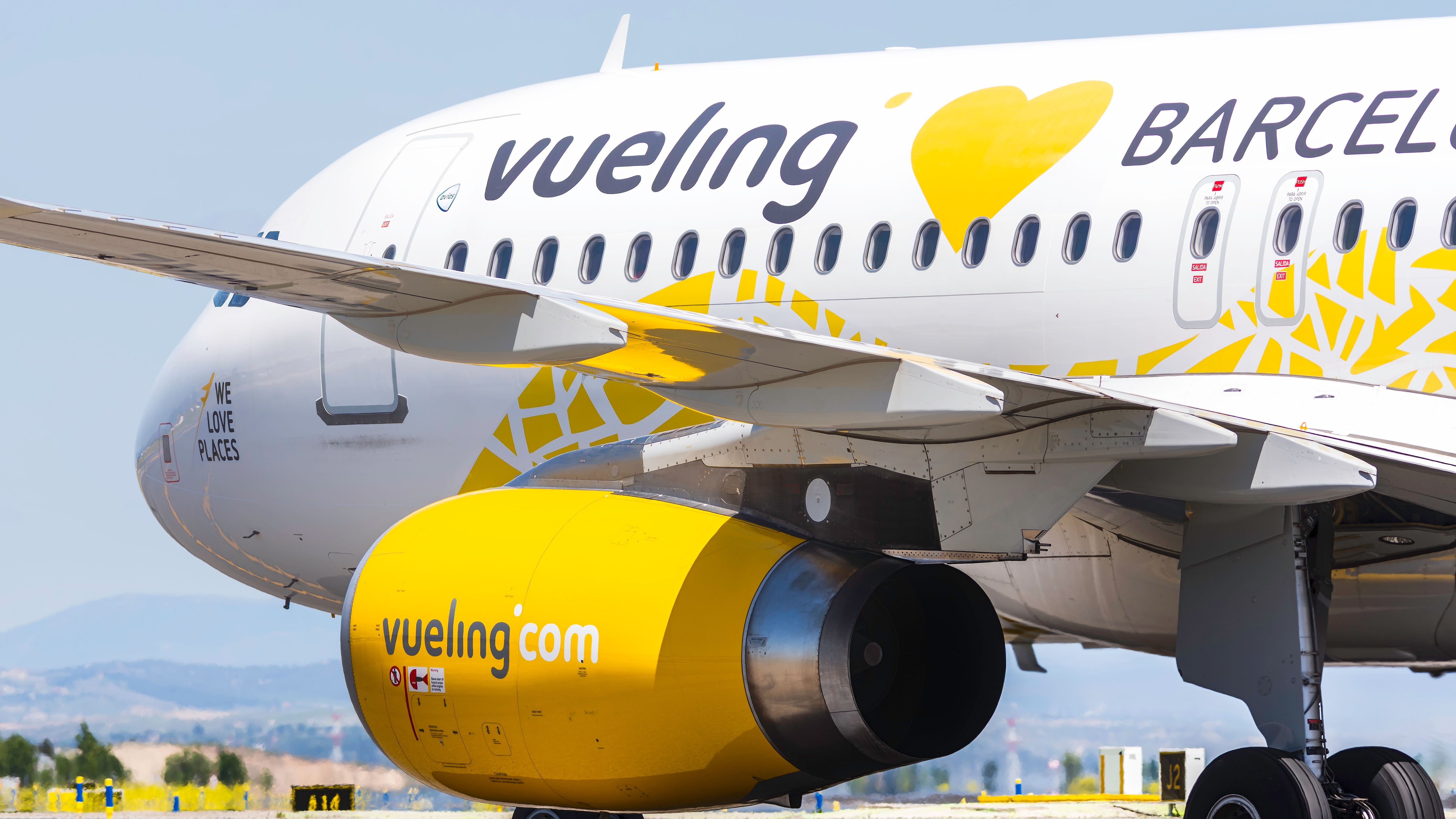 Vueling Airbus A320 taxiing in Madrid