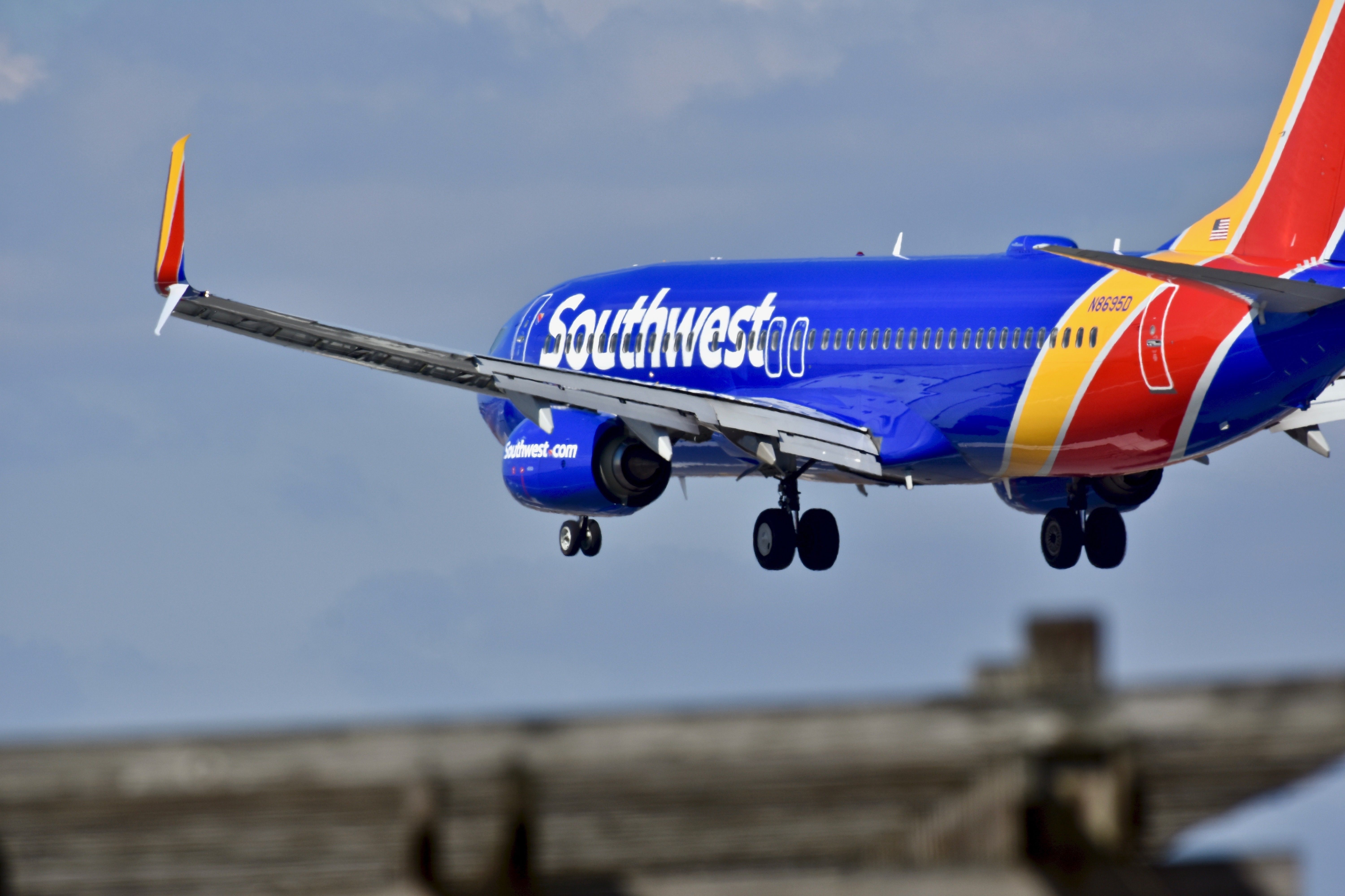 Southwest Airlines Boeing 737 taking off from Baltimore Washington Airport