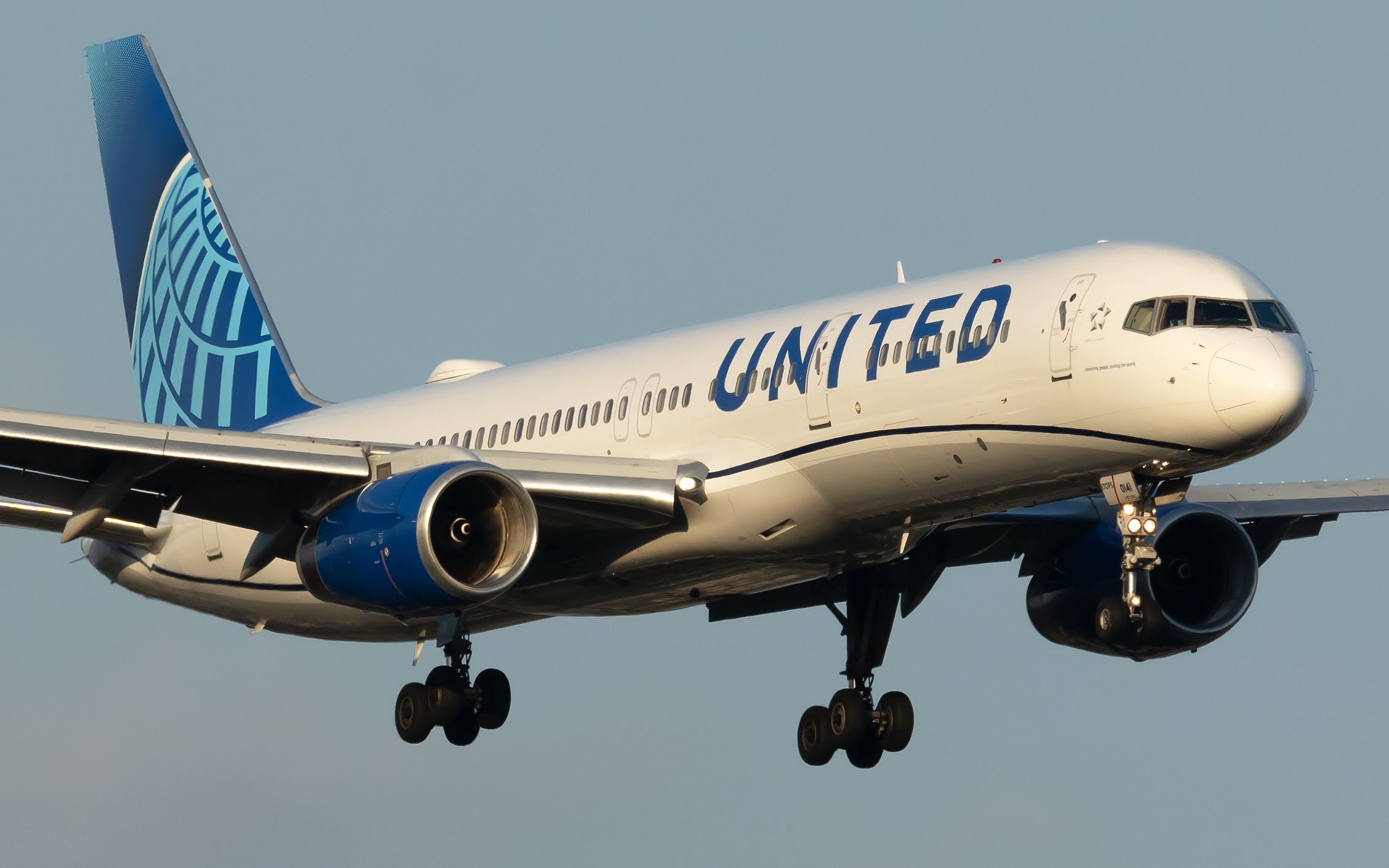 United Airlines Boeing 757