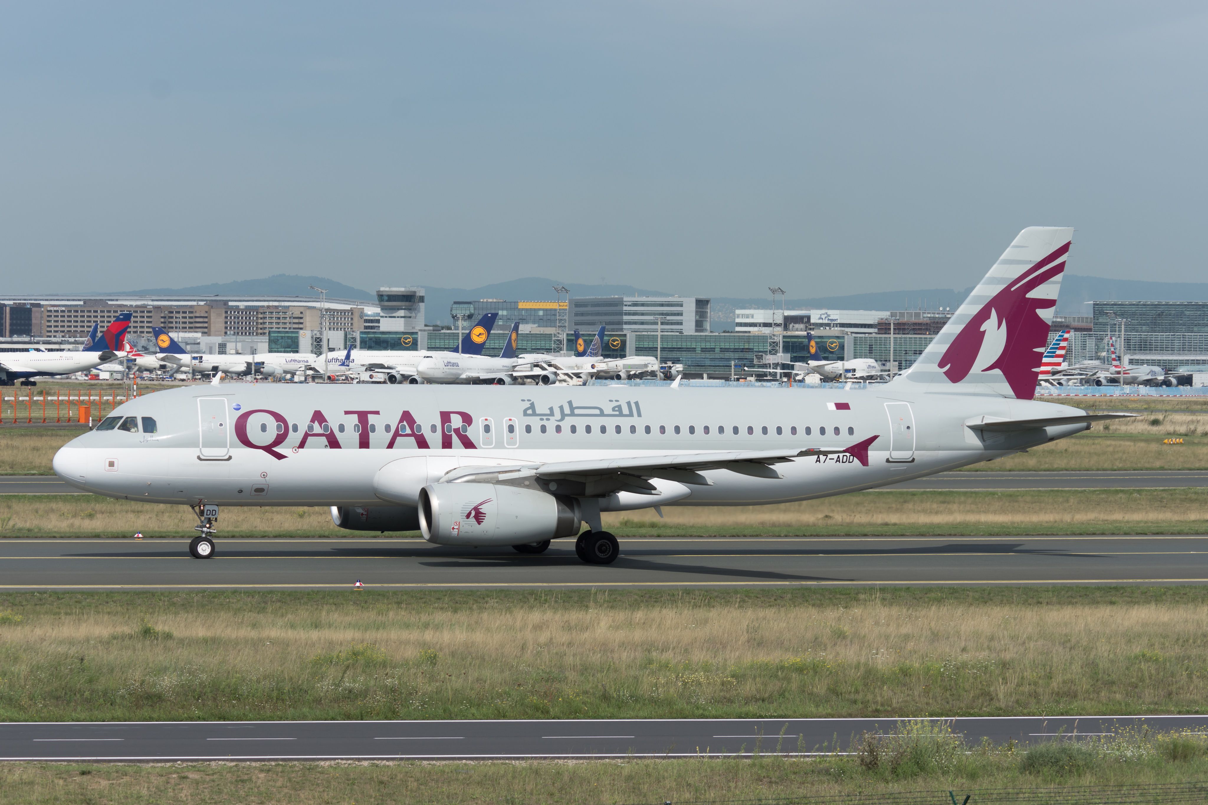 Qatar Airways Airbus A320-200 | A7-ADD