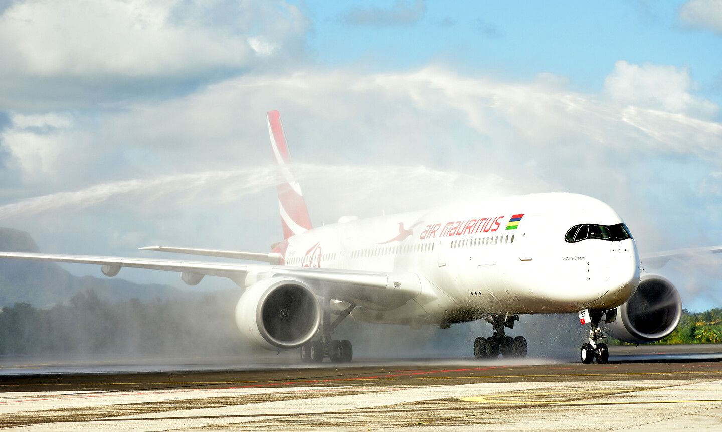 Air Mauritius Ditches London Heathrow For Gatwick As Flights Enhance