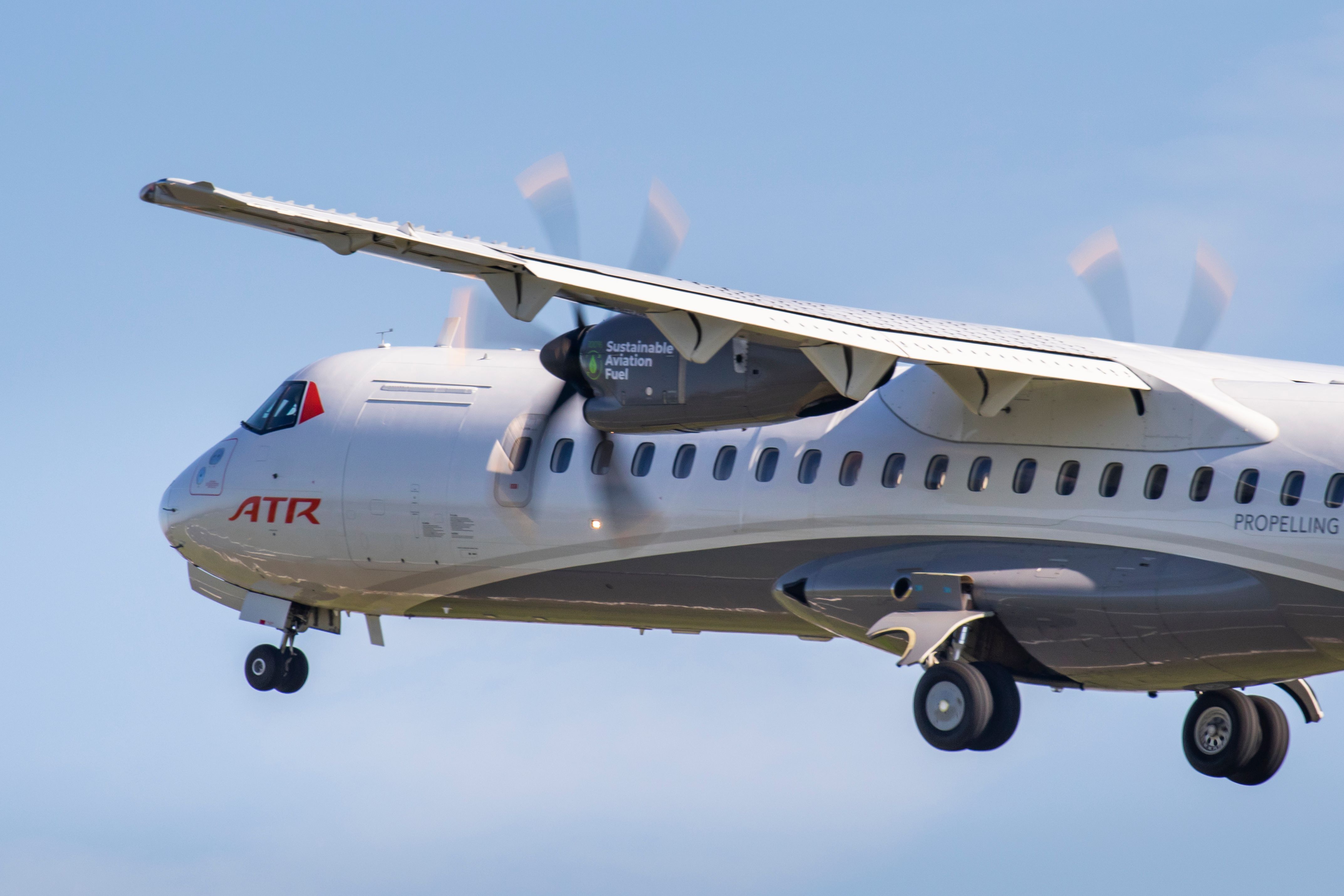 ATR 72-600 taking off from Francazal Airport