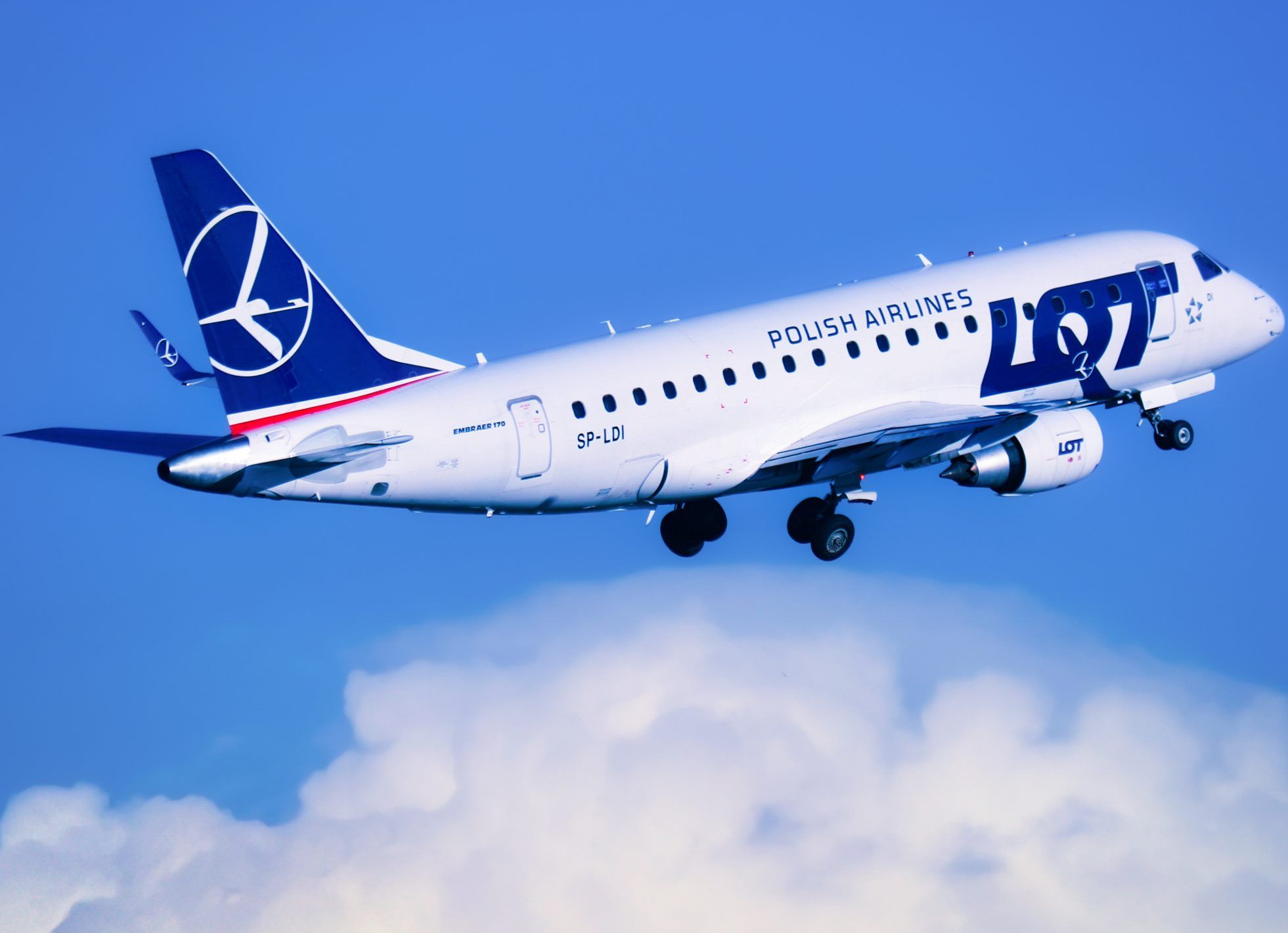 The Original Operator: Which Embraer E-Jets Does LOT Polish Airlines ...