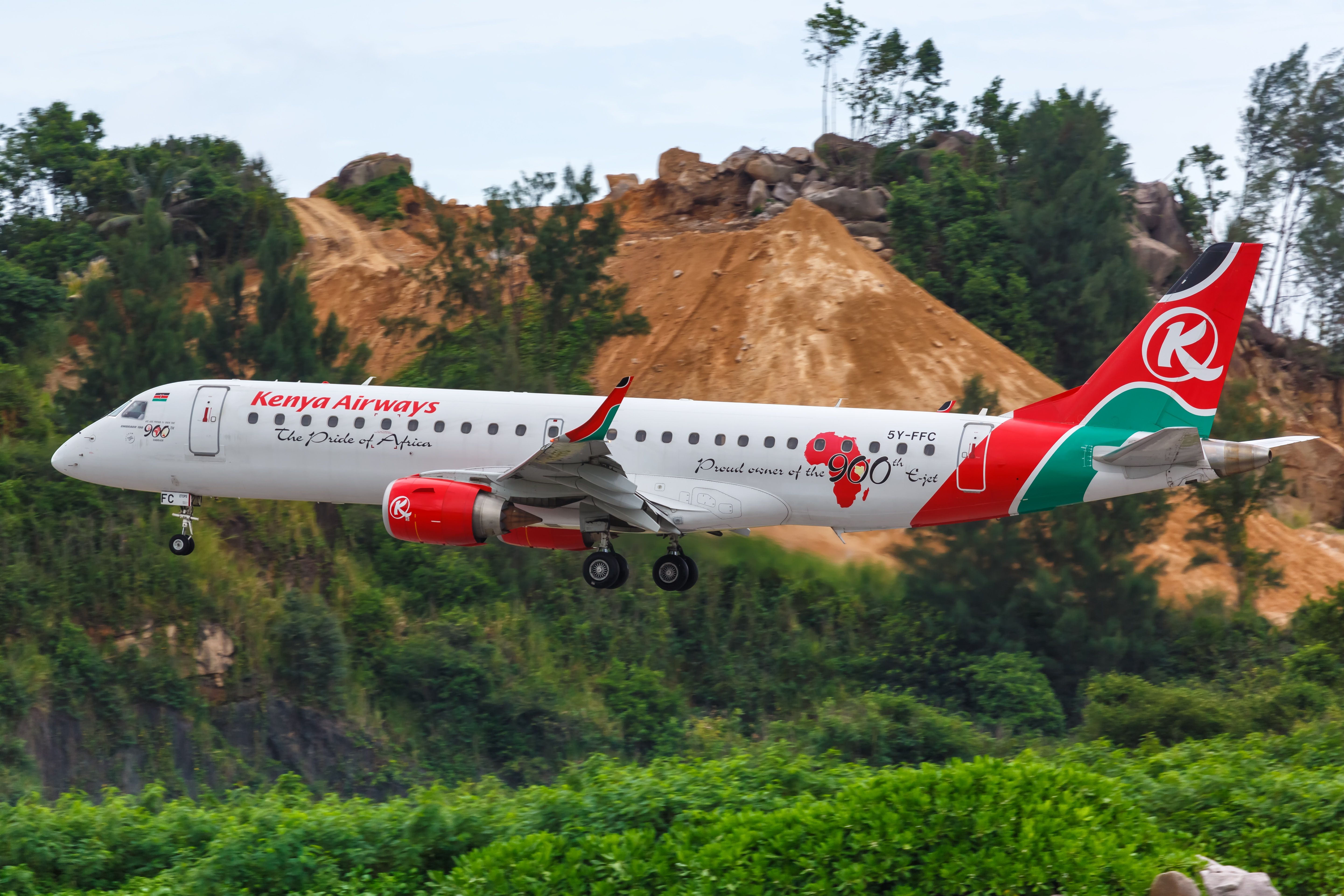 A Kenya Airways E190 about to land.