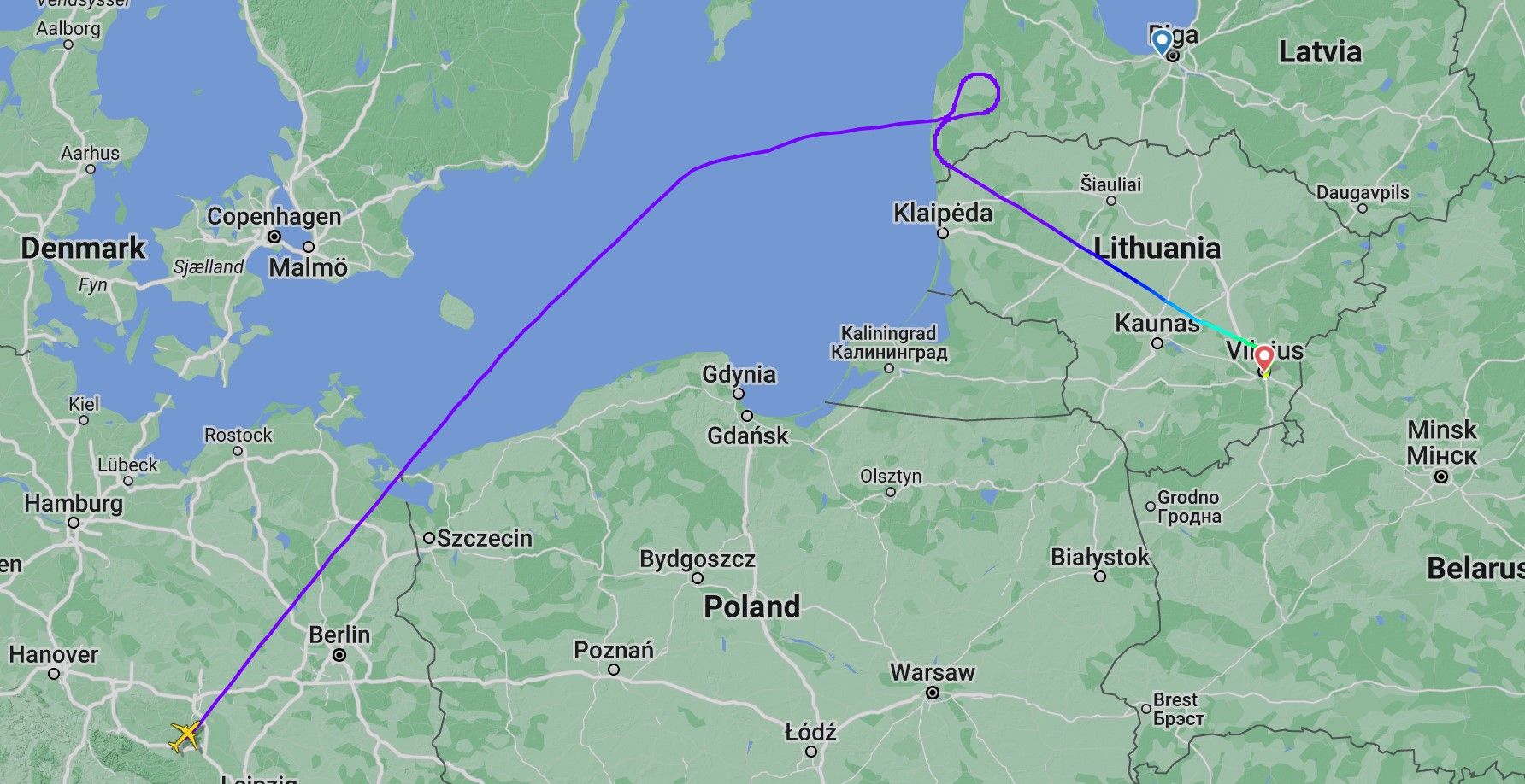 LH892 diverted to VNO