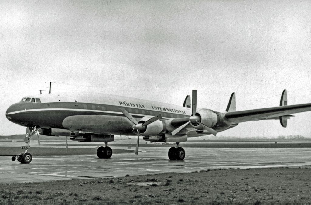 PIA Lockheed L1049