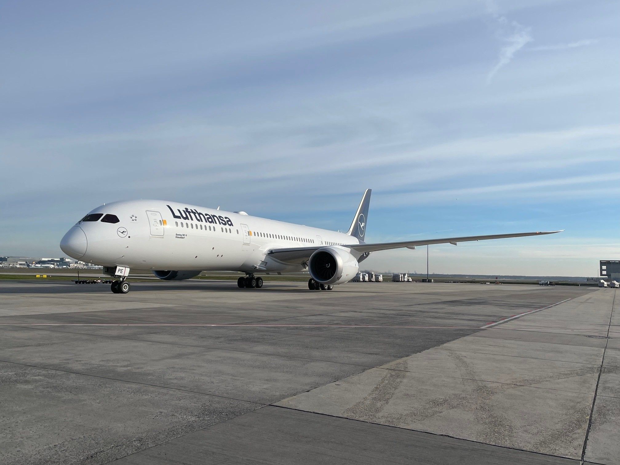 Deliveries Restarted: Lufthansa Receives New Boeing 787