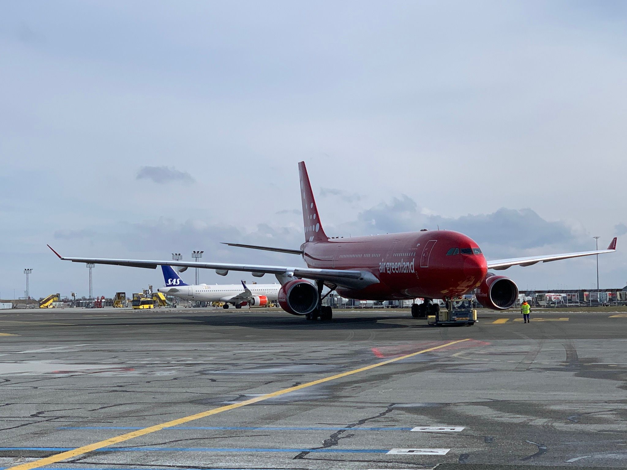 OY-GRN Air Greenland A330-200 taxi