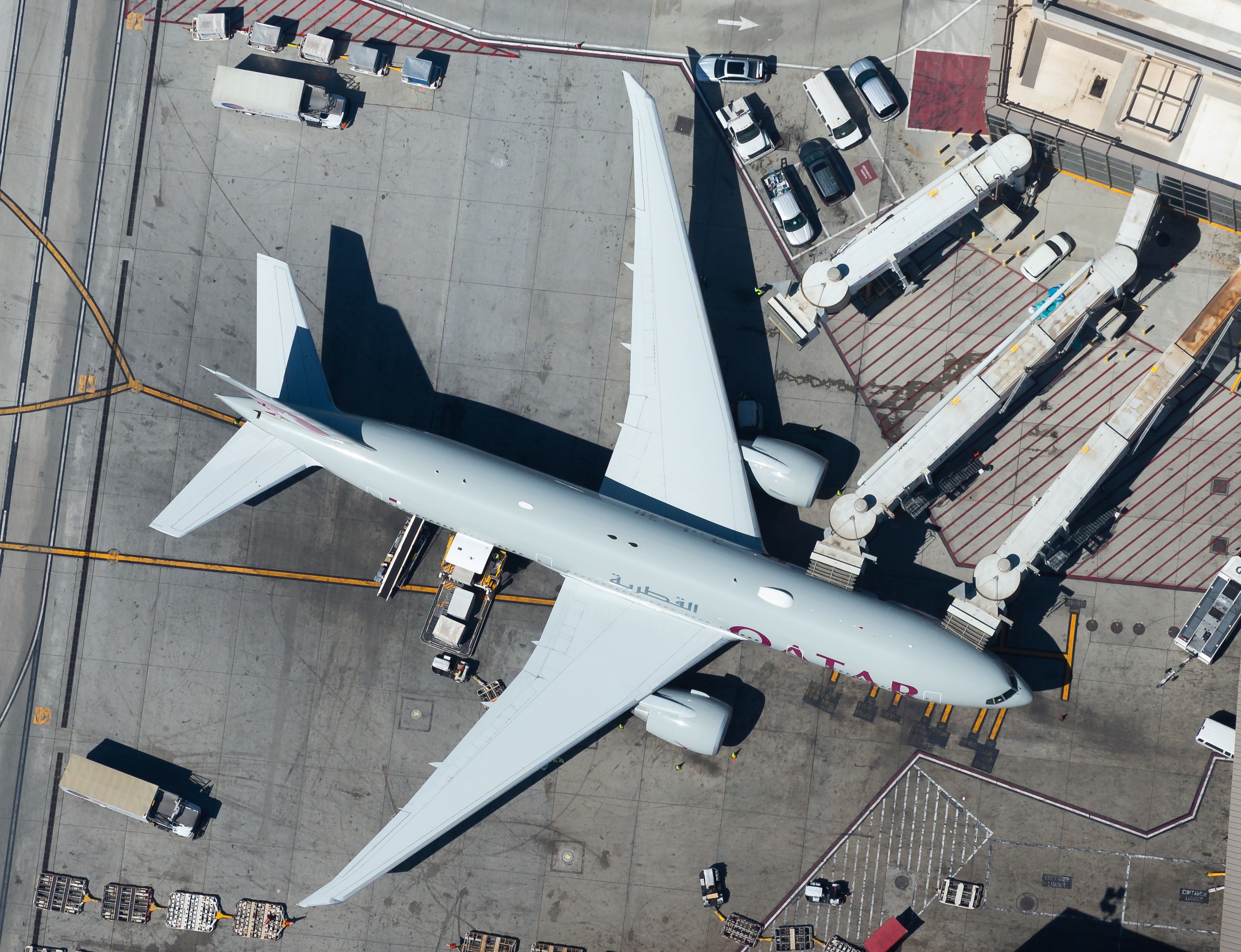 Qatar Airlines on the stand 777-200LR