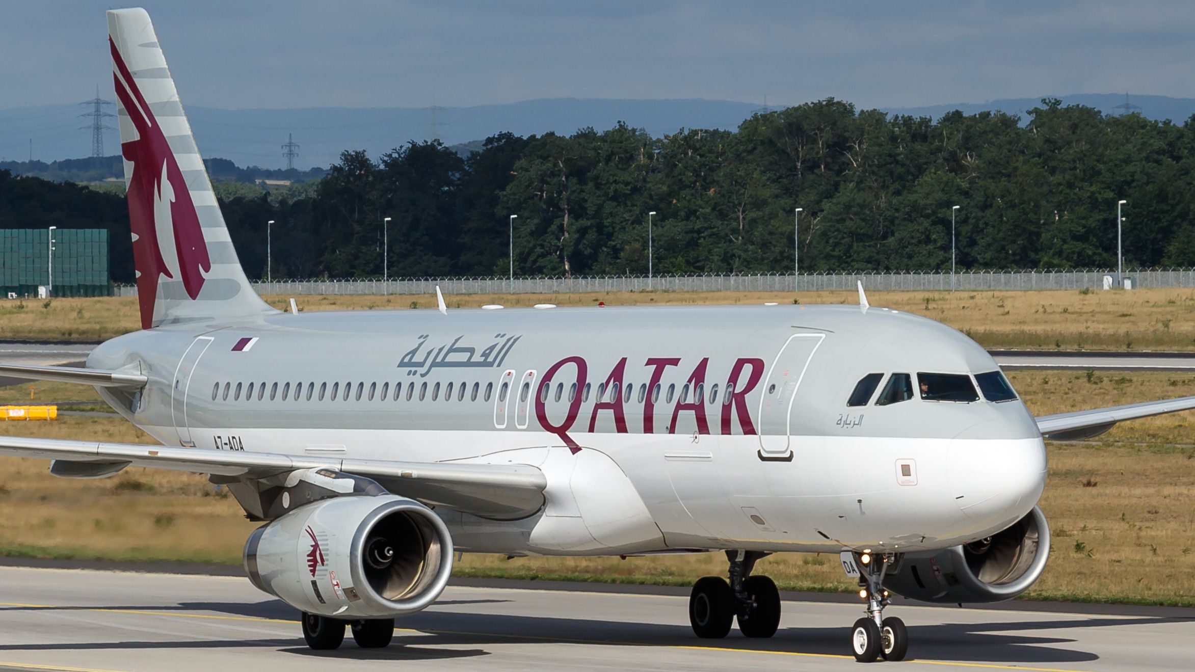 Qatar Airways Airbus A320-200 | A7-ADA