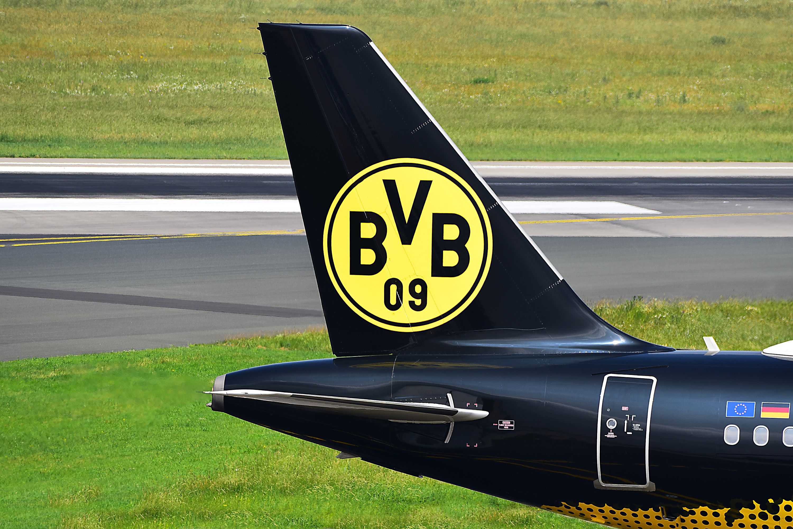 Eurowings Borussia Dortmund Tail
