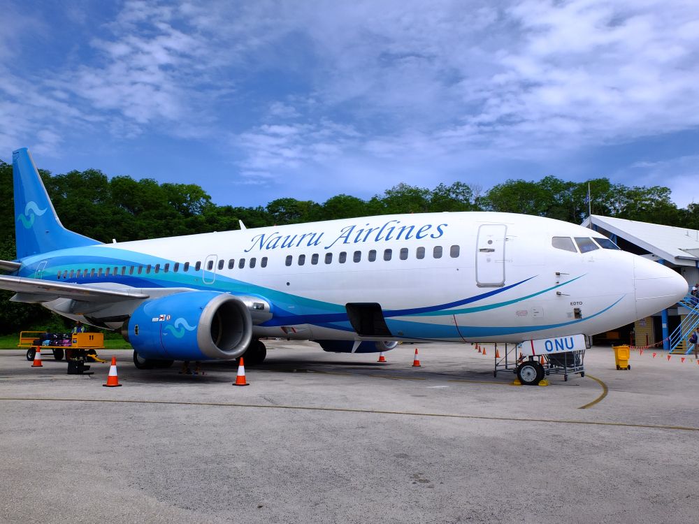 Nauru Airlines 737-300