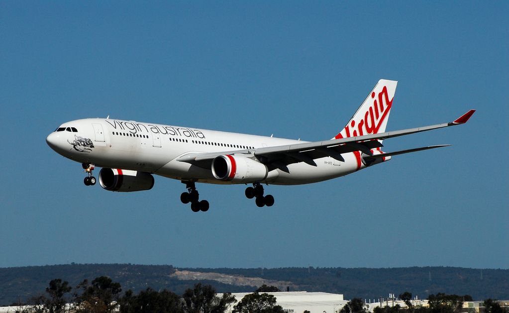 Virgin_Australia_a330-200_short_final_(8117773852)