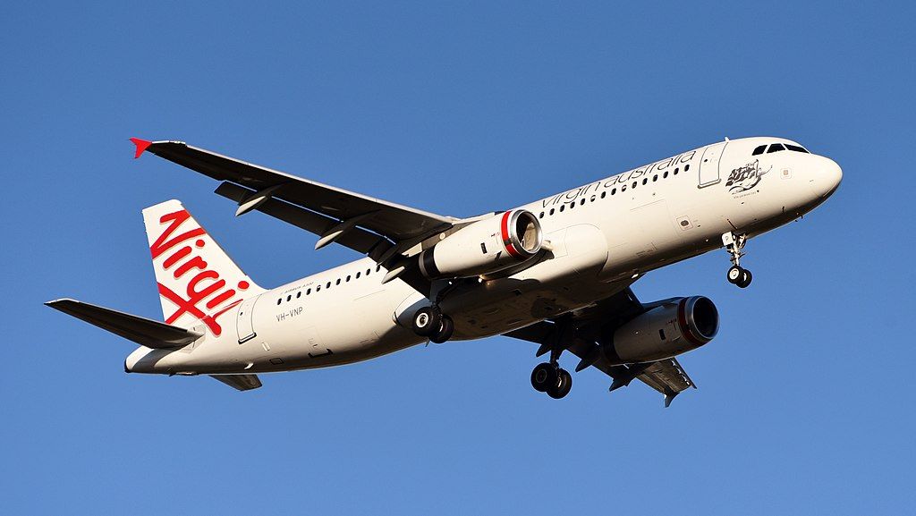 Virgin_Australia_Airbus_A320_VH-VNP_Perth_2022_(01)
