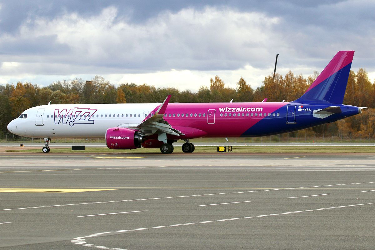 Wizz Air Malta Airbus A321neo | 9H-WAA