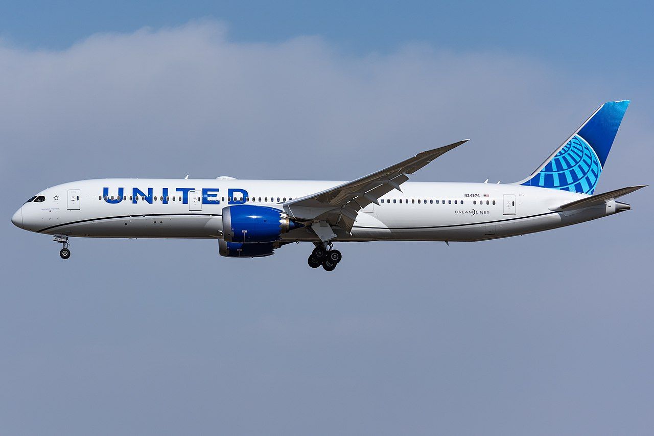 787-9 united airlines