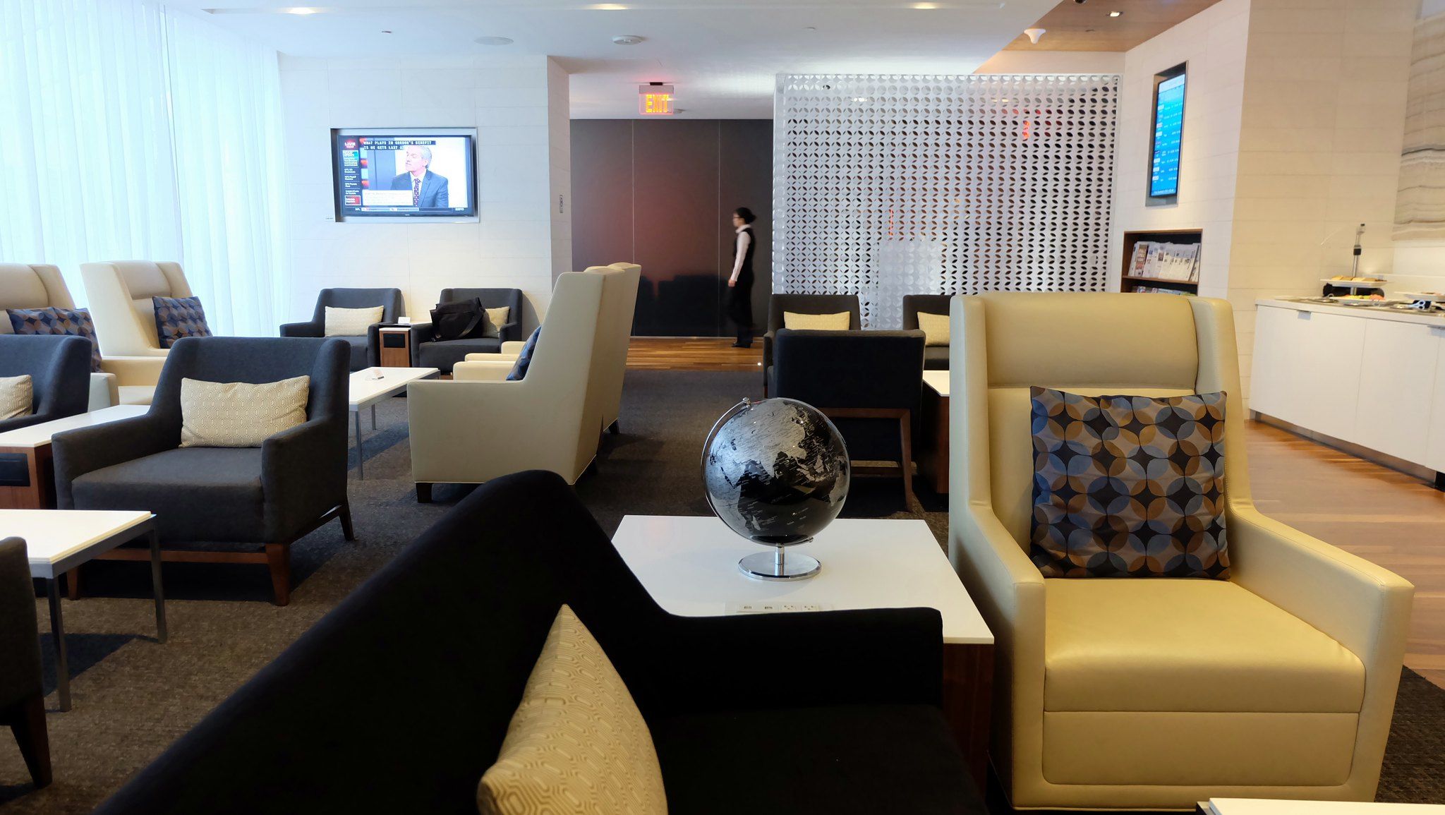 Star Alliance First Class Lounge at LAX