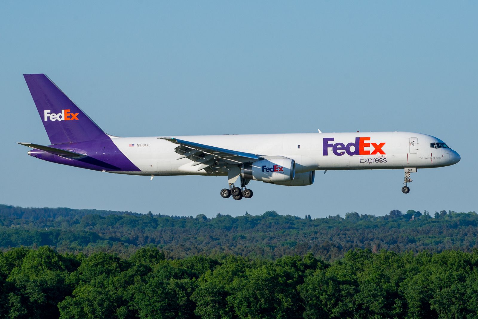 FedEx Boeing 757-200F N918FD