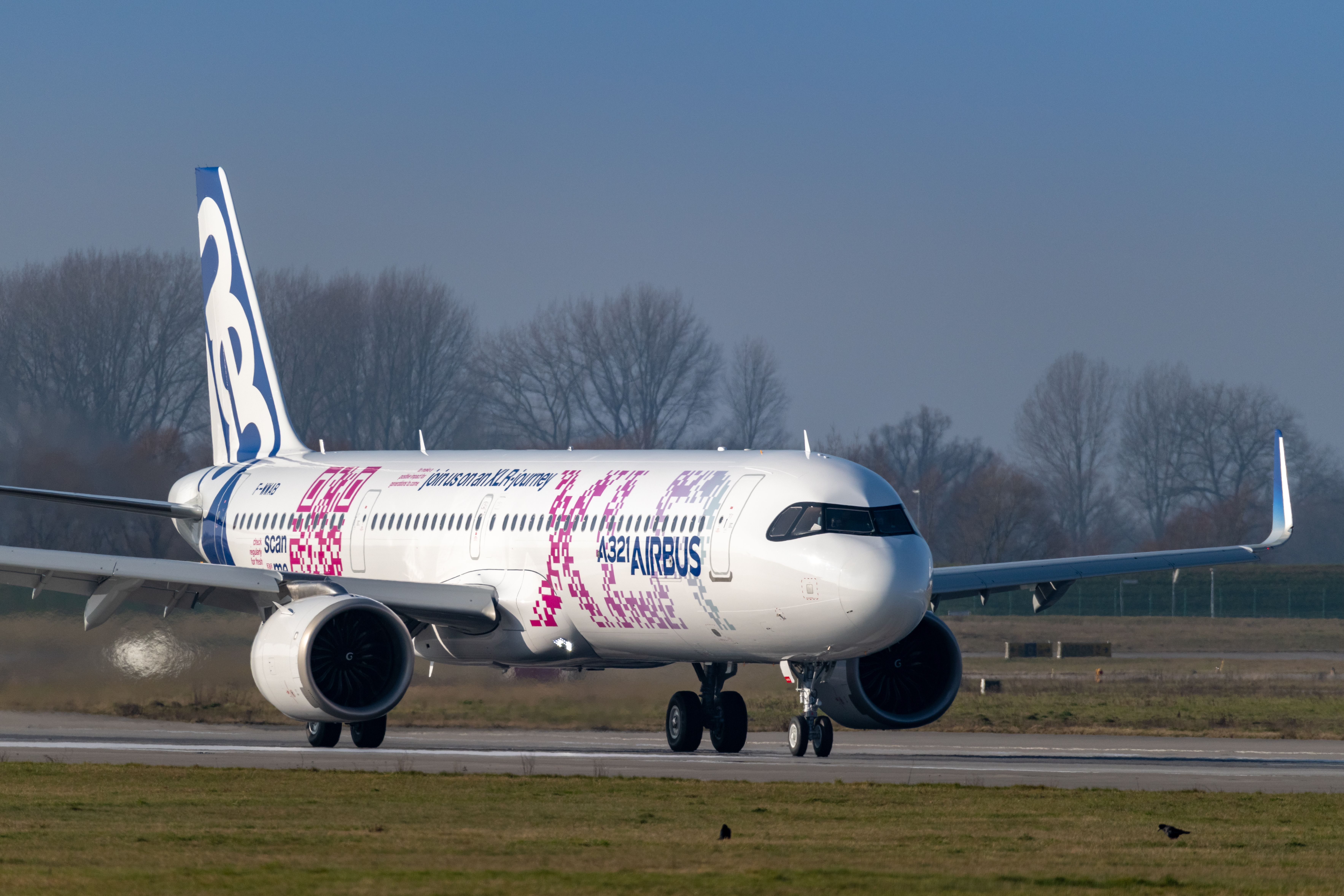 An Airbus A321XLR on the taxiway.