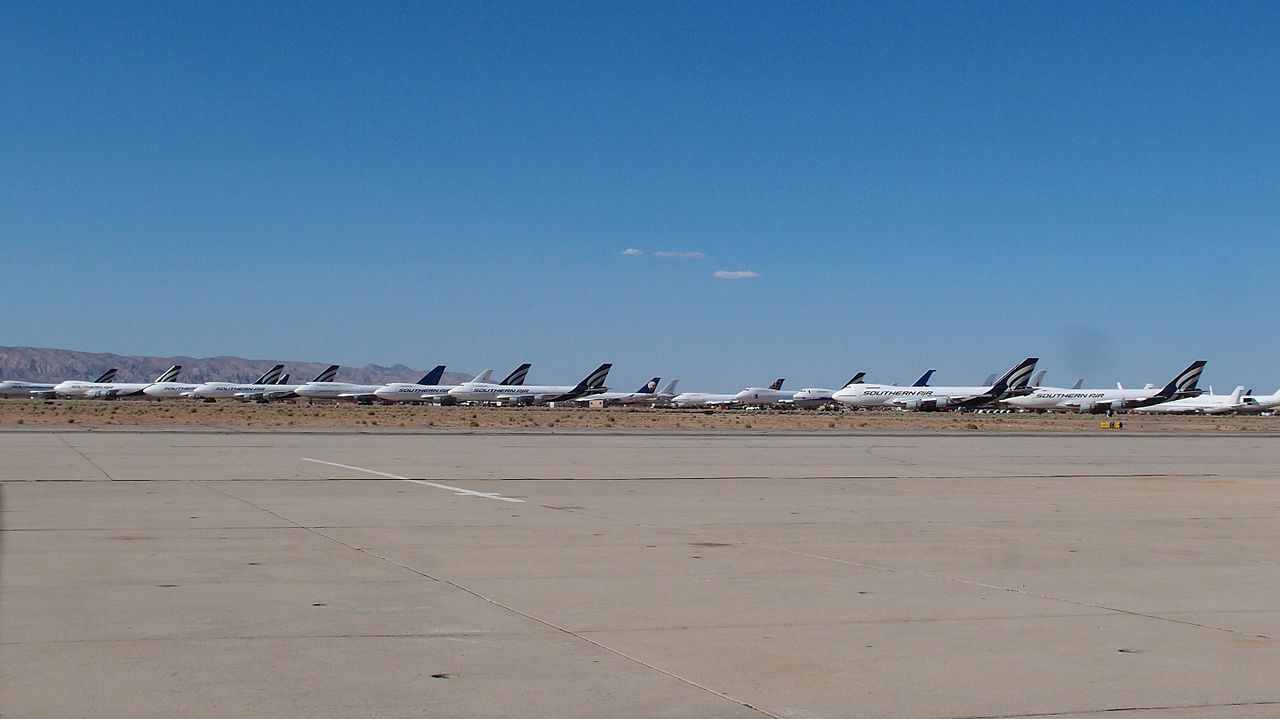 A panoramic view of the Mojave aircraft boneyard.