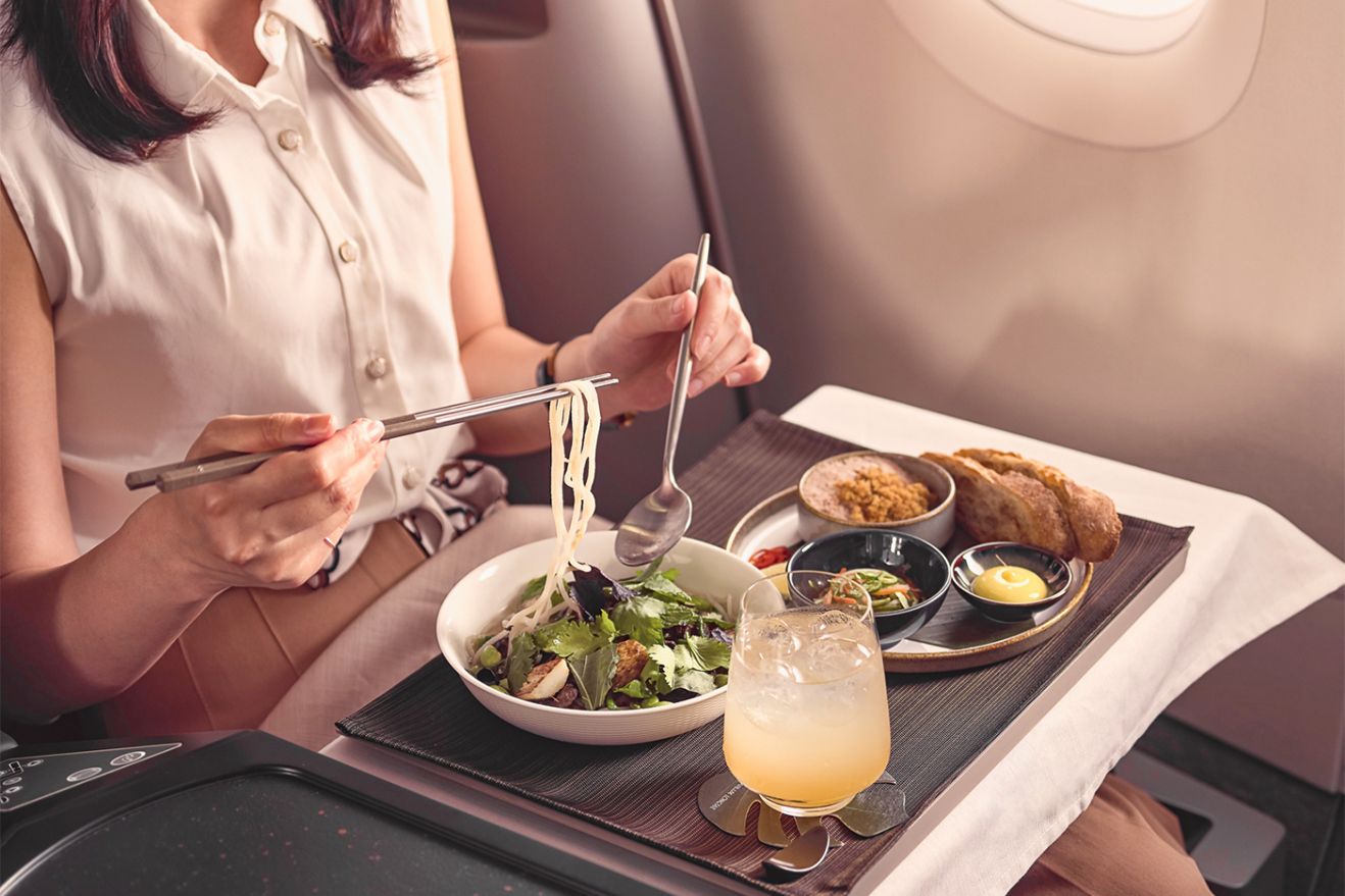 starlux inflight meal