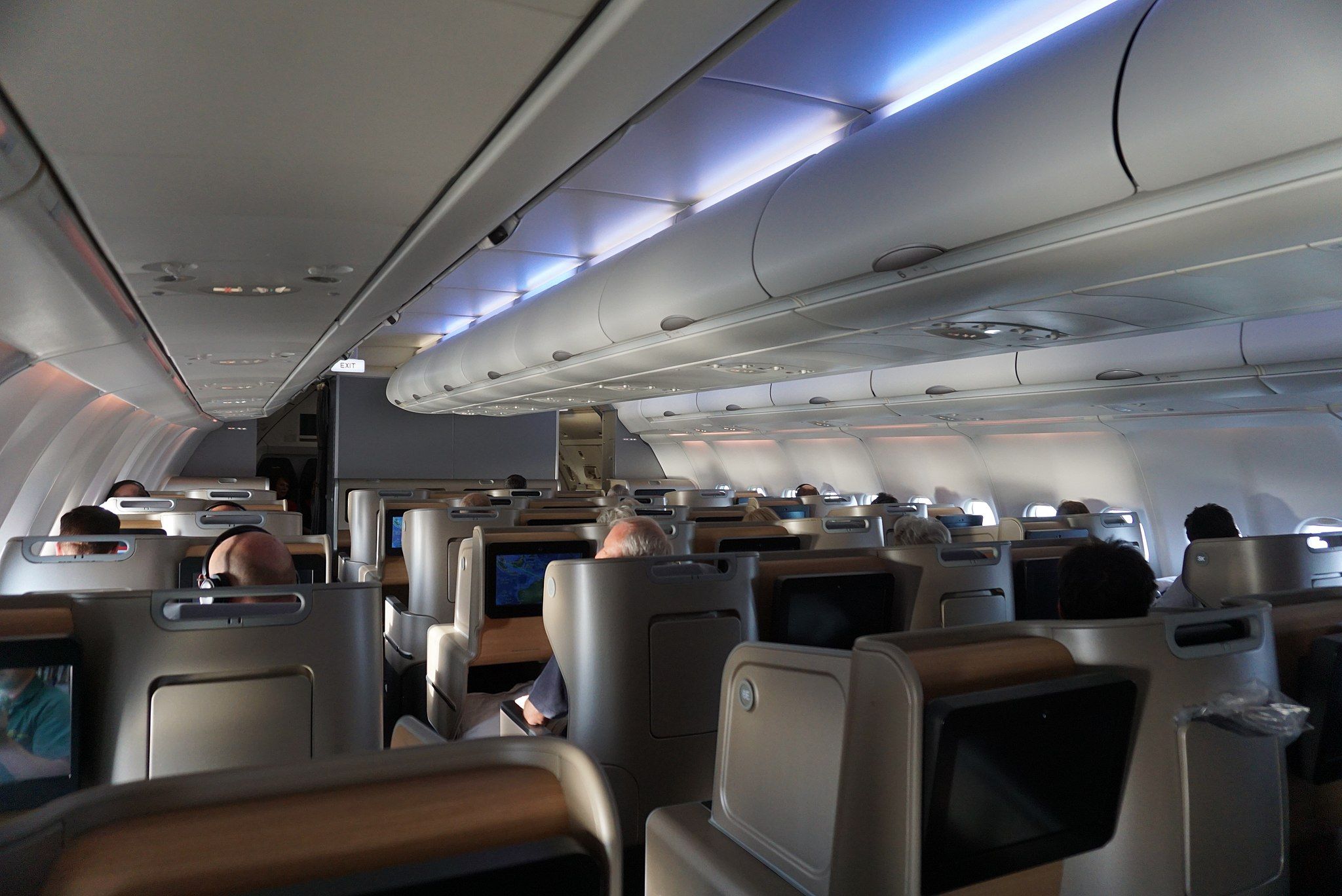 Which Qantas Aircraft Types Have The Largest Business Class Cabins 9636