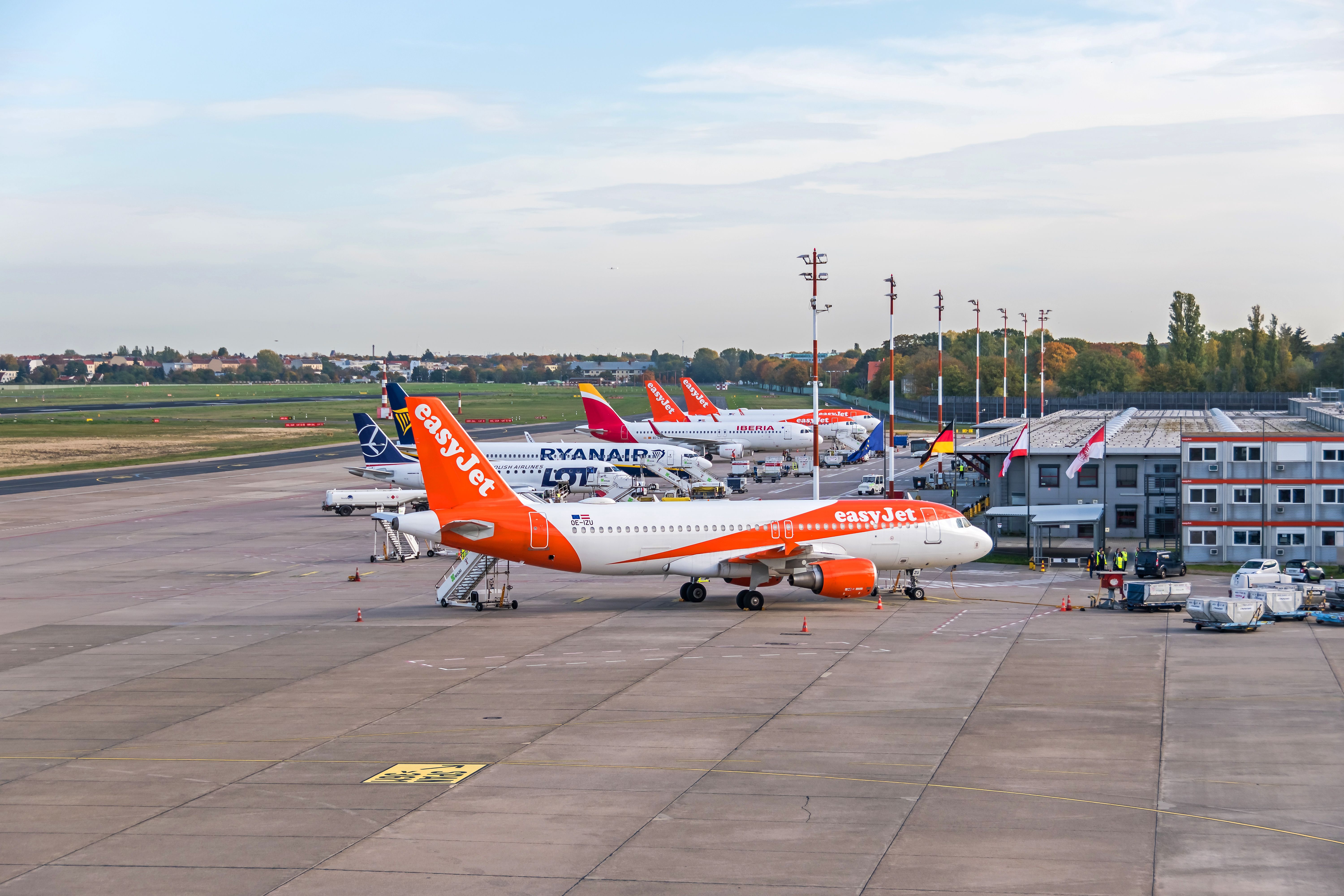 easyJet Airbus A320s