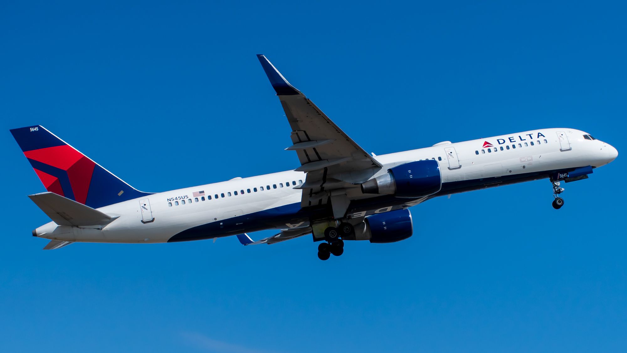 Delta Air Lines 757-200 Rising Into Blue Yonder_01-2