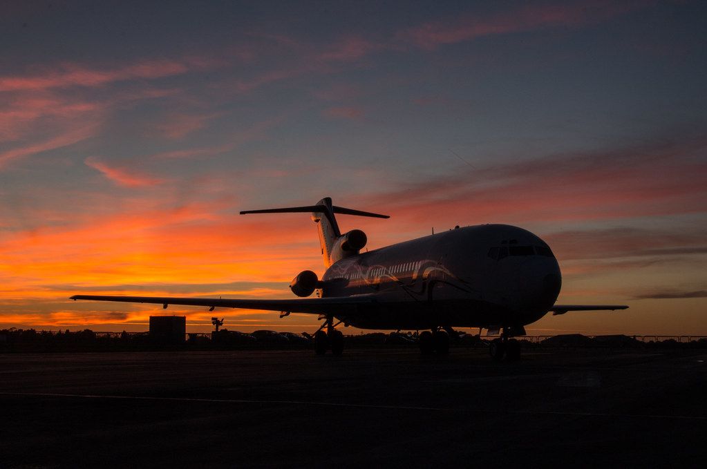 Boeing 727 Sunset