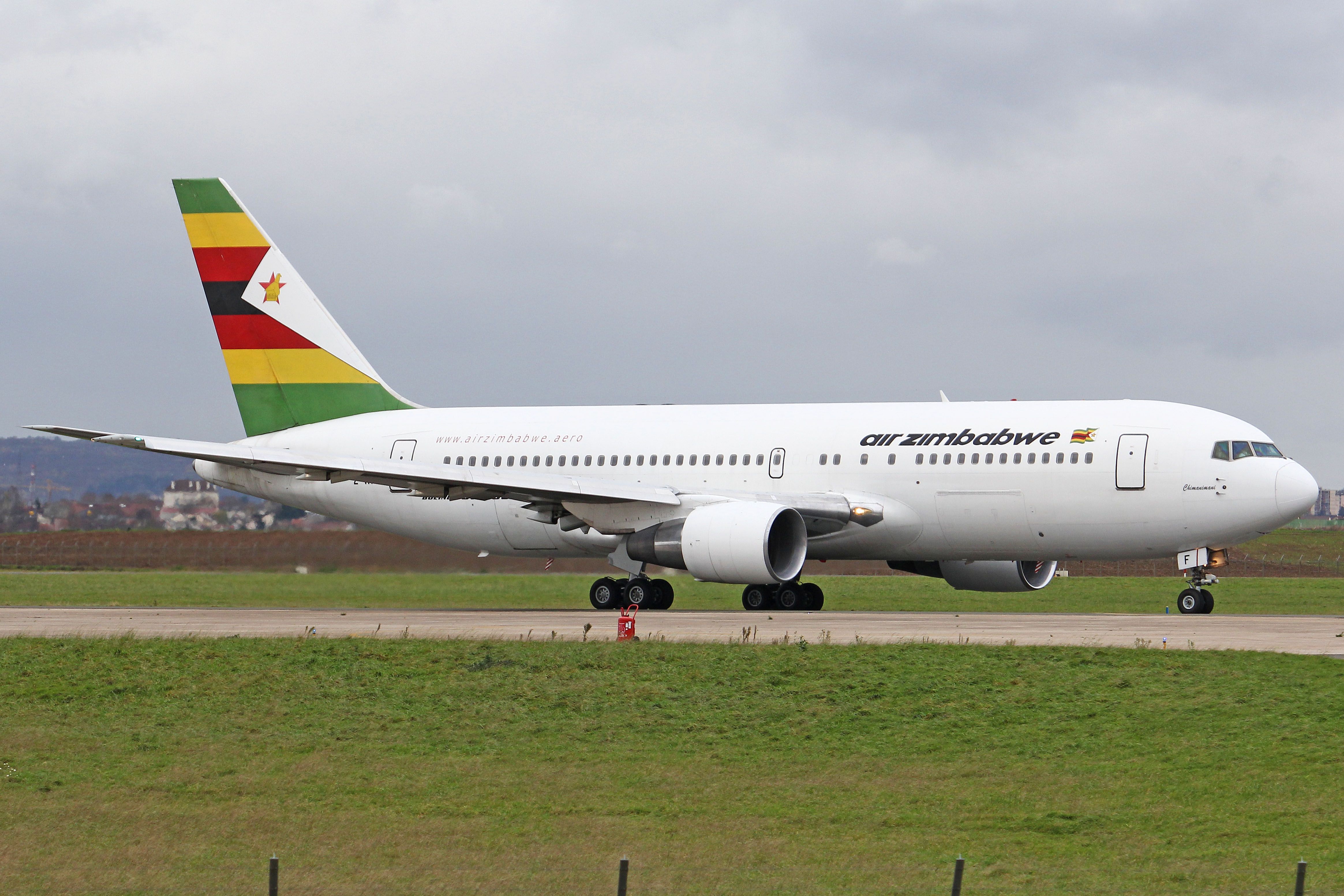 Air Zimbabwe Boeing 767-200