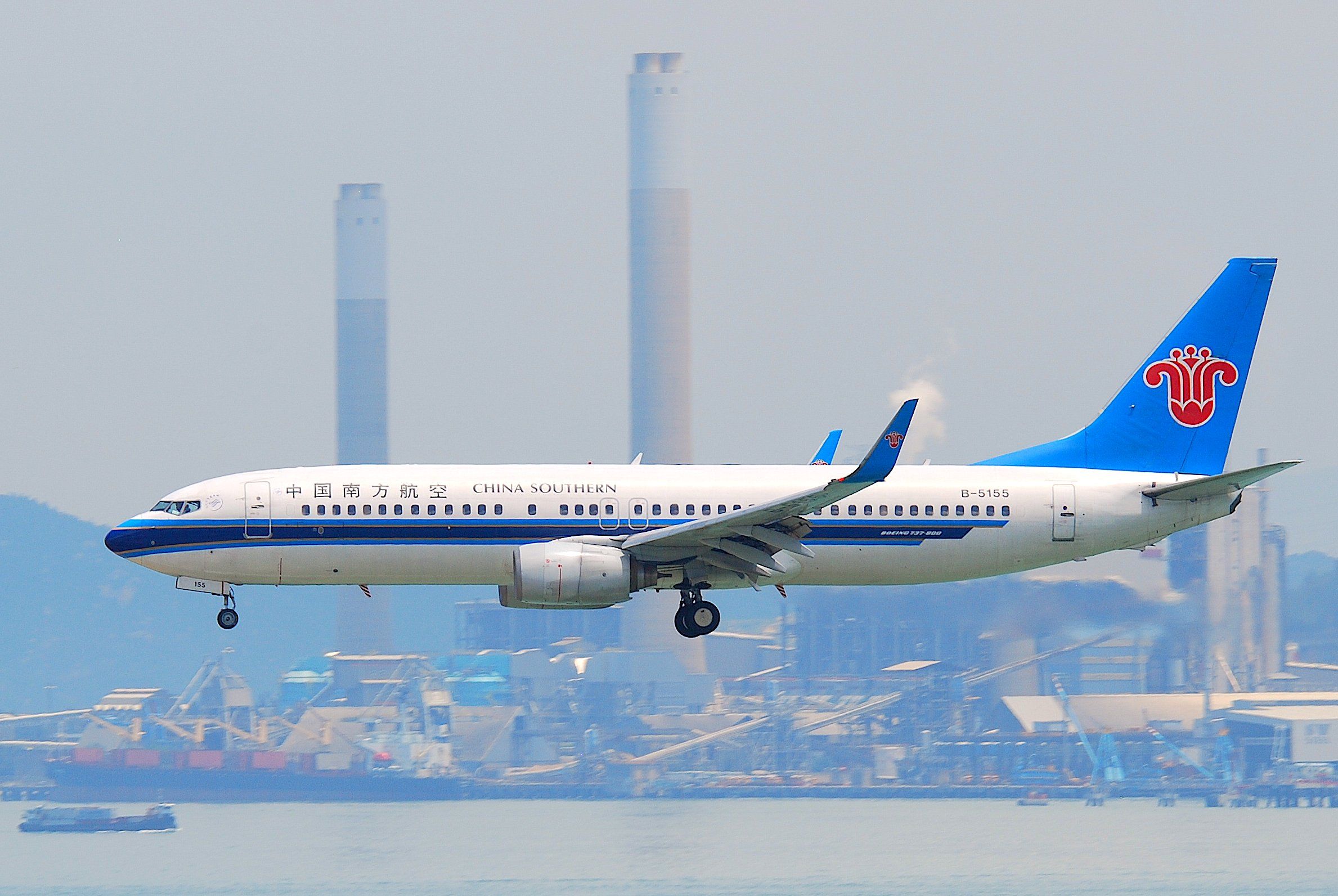 China Southern Airlines Boeing 737-800 B-5155