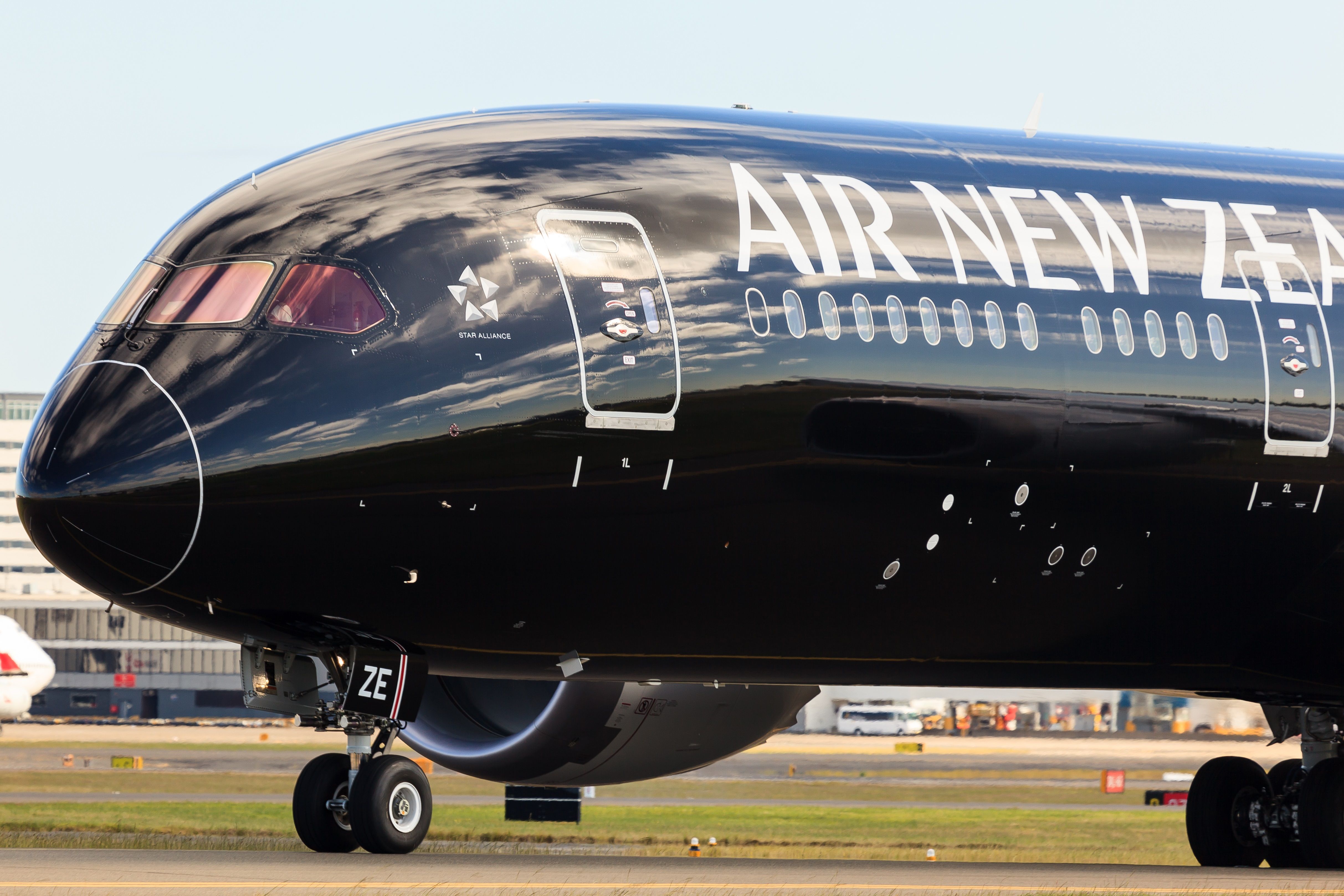 Air New Zealand 787-9 taxiing