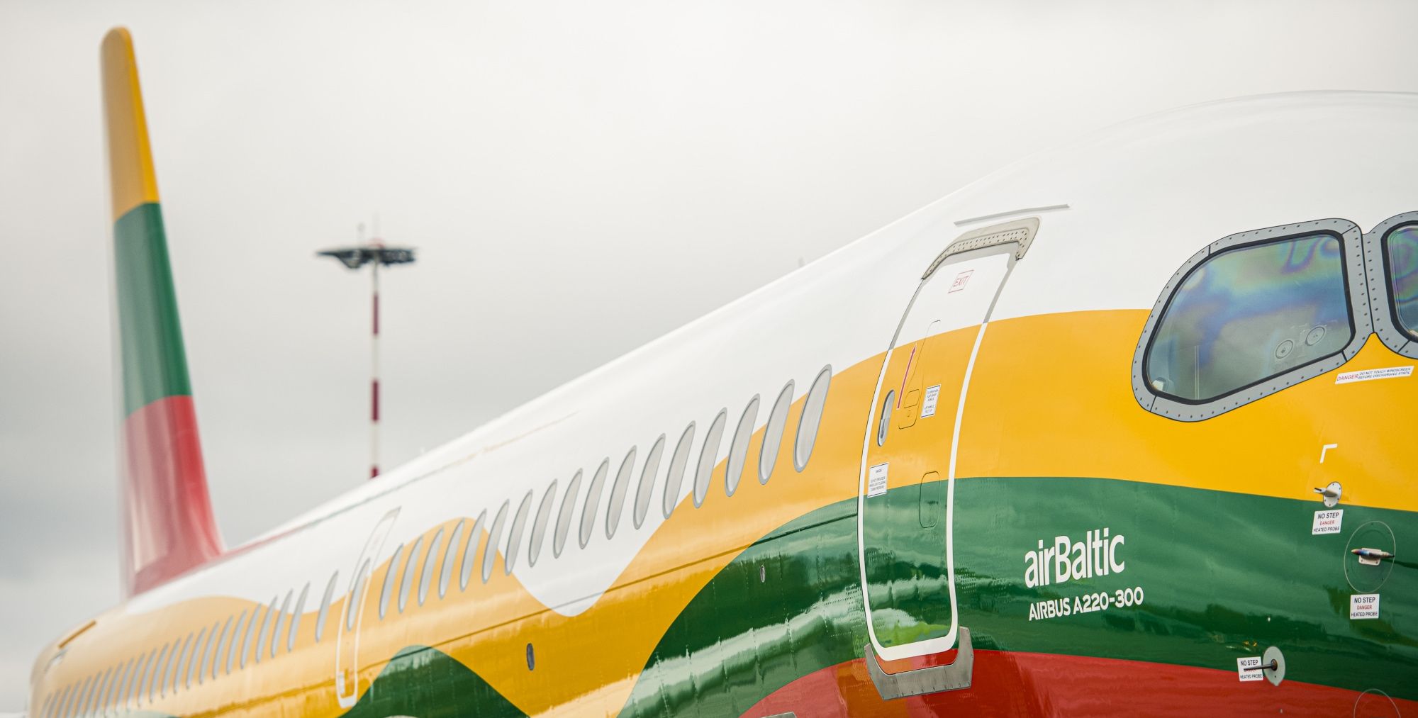 airbaltic lithuanian livery aircraft