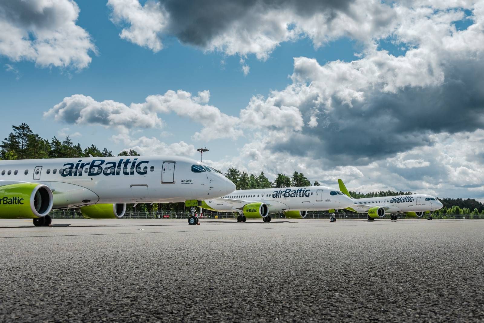 airbaltic a220
