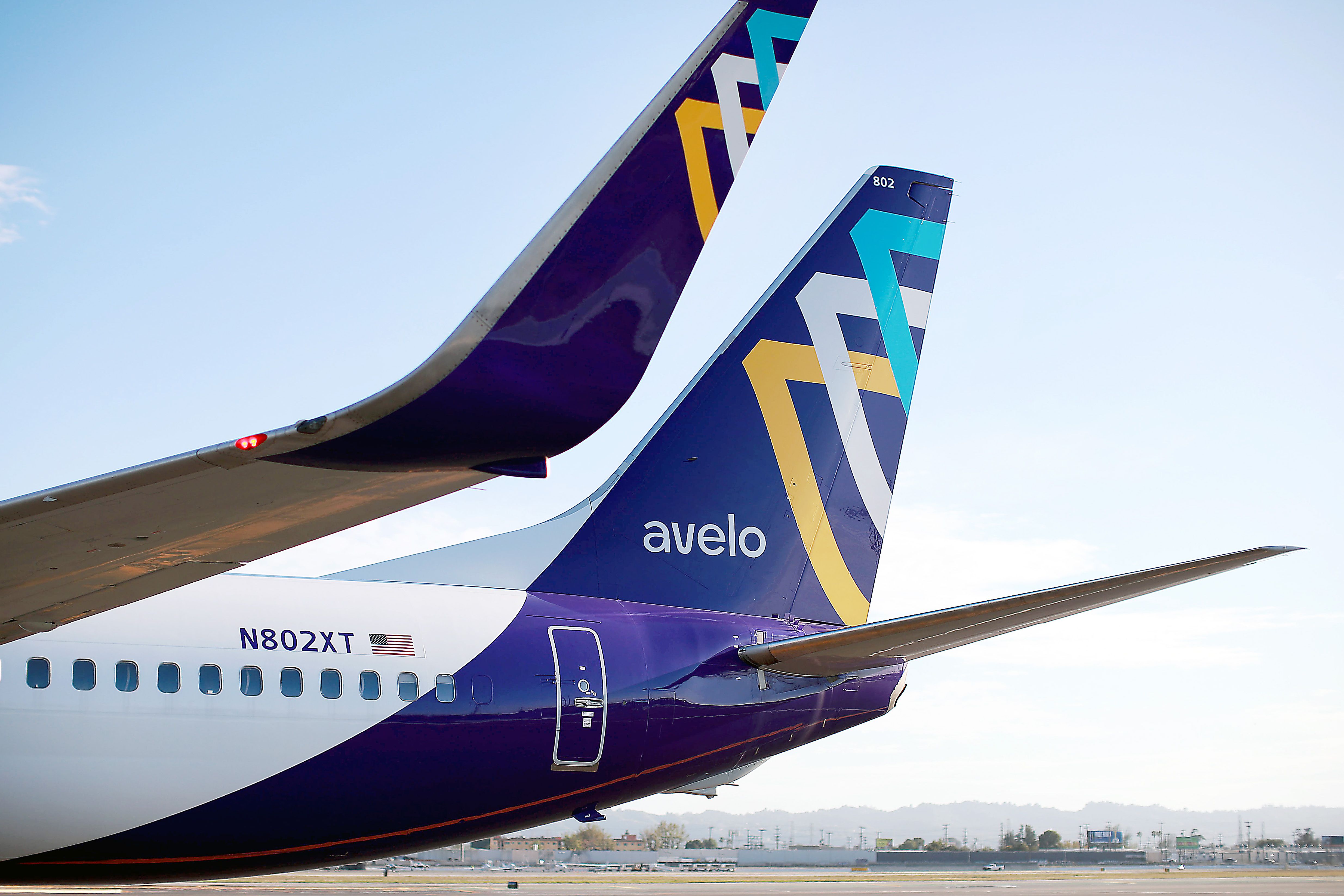 Avelo 737 tail and winglet