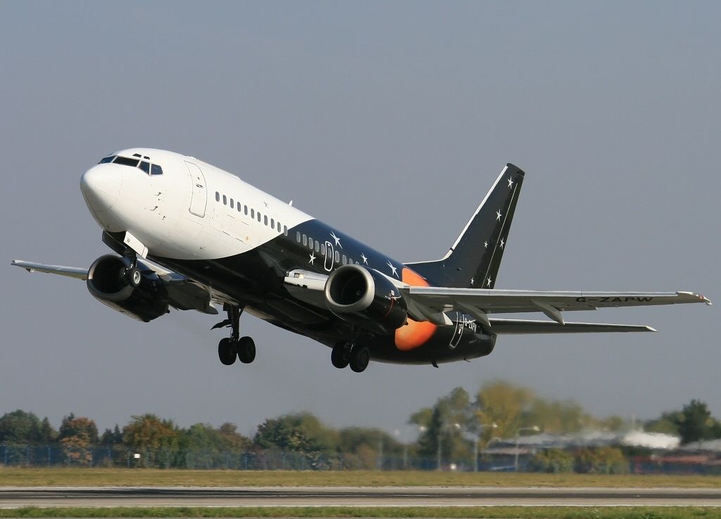 A Titan Boeing 737-3L9 just after take off.