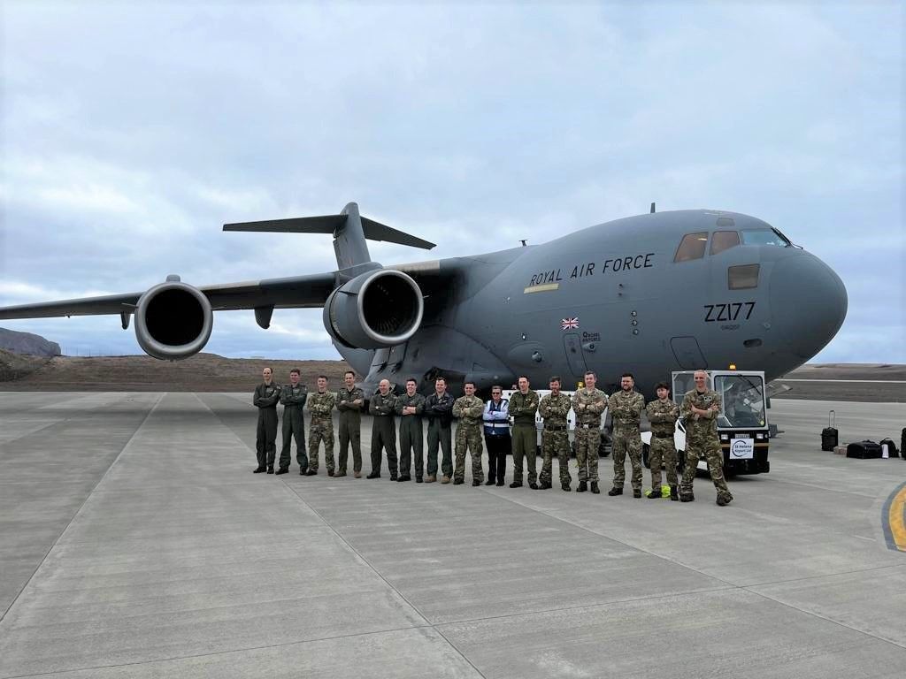 C-17 and crew 2-1