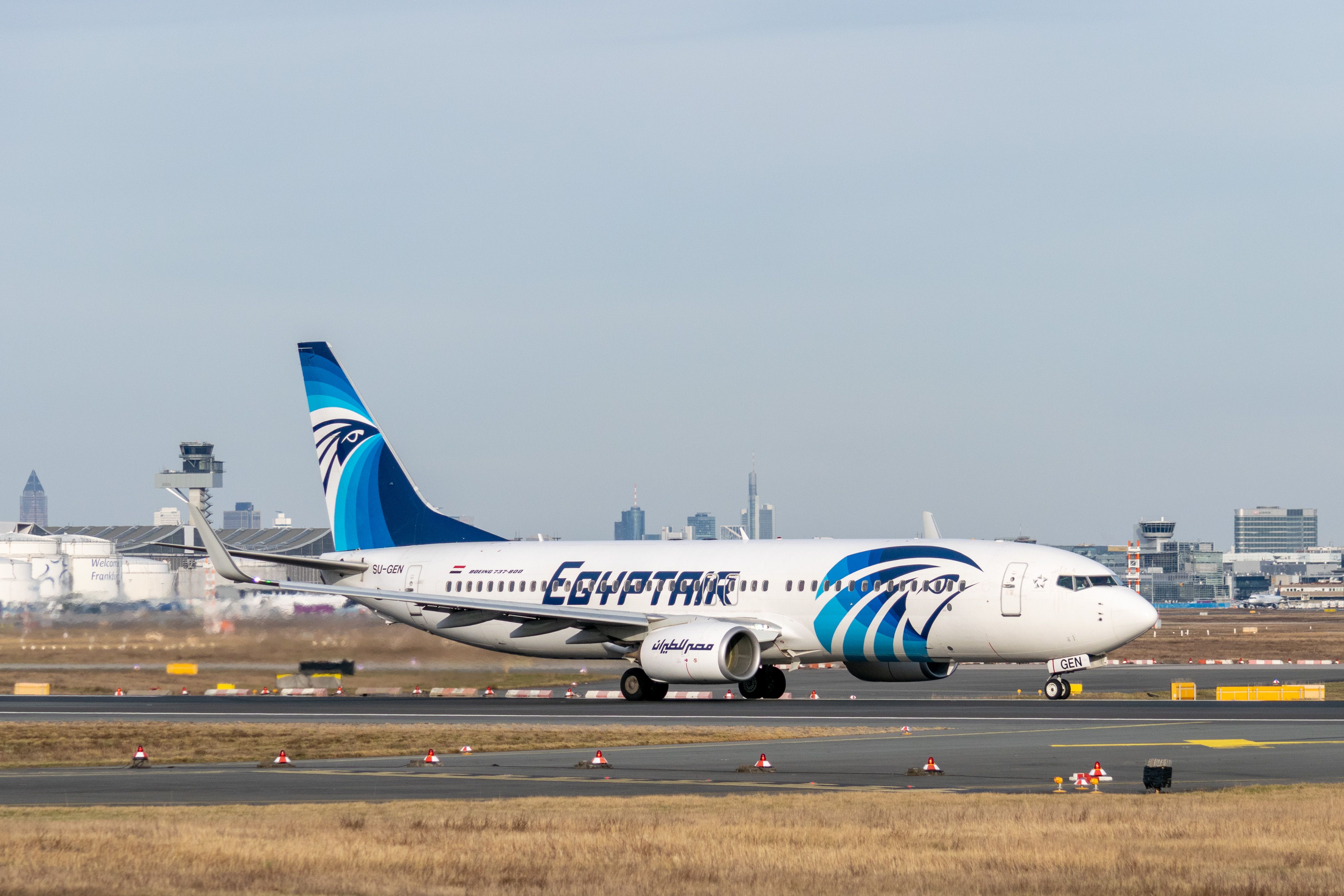 EgyptAir Boeing 737-800 Bursts Tire When Touchdown In Jeddah
