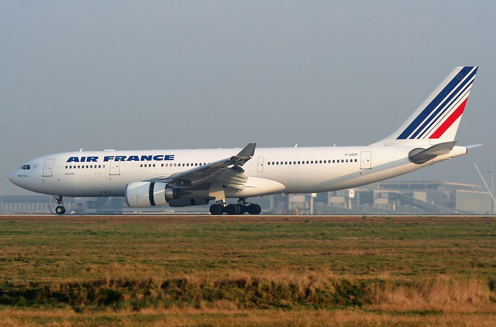 The Air France Airbus A330 involved with Flight 447 taxiing at Paris CDG airport.