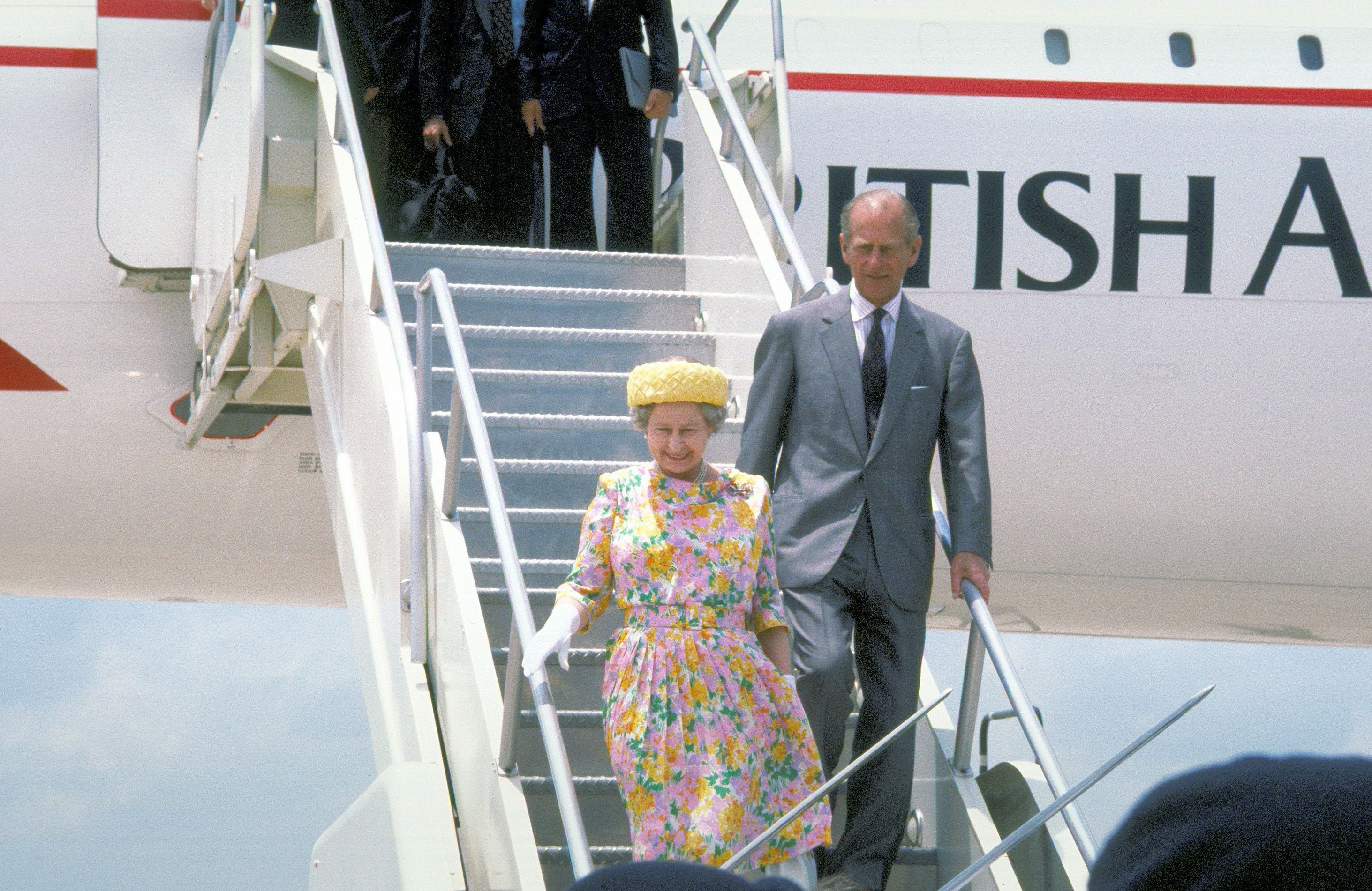 Queen Elizabeth II and Prince Philip disembarking one of BAs Concordes.