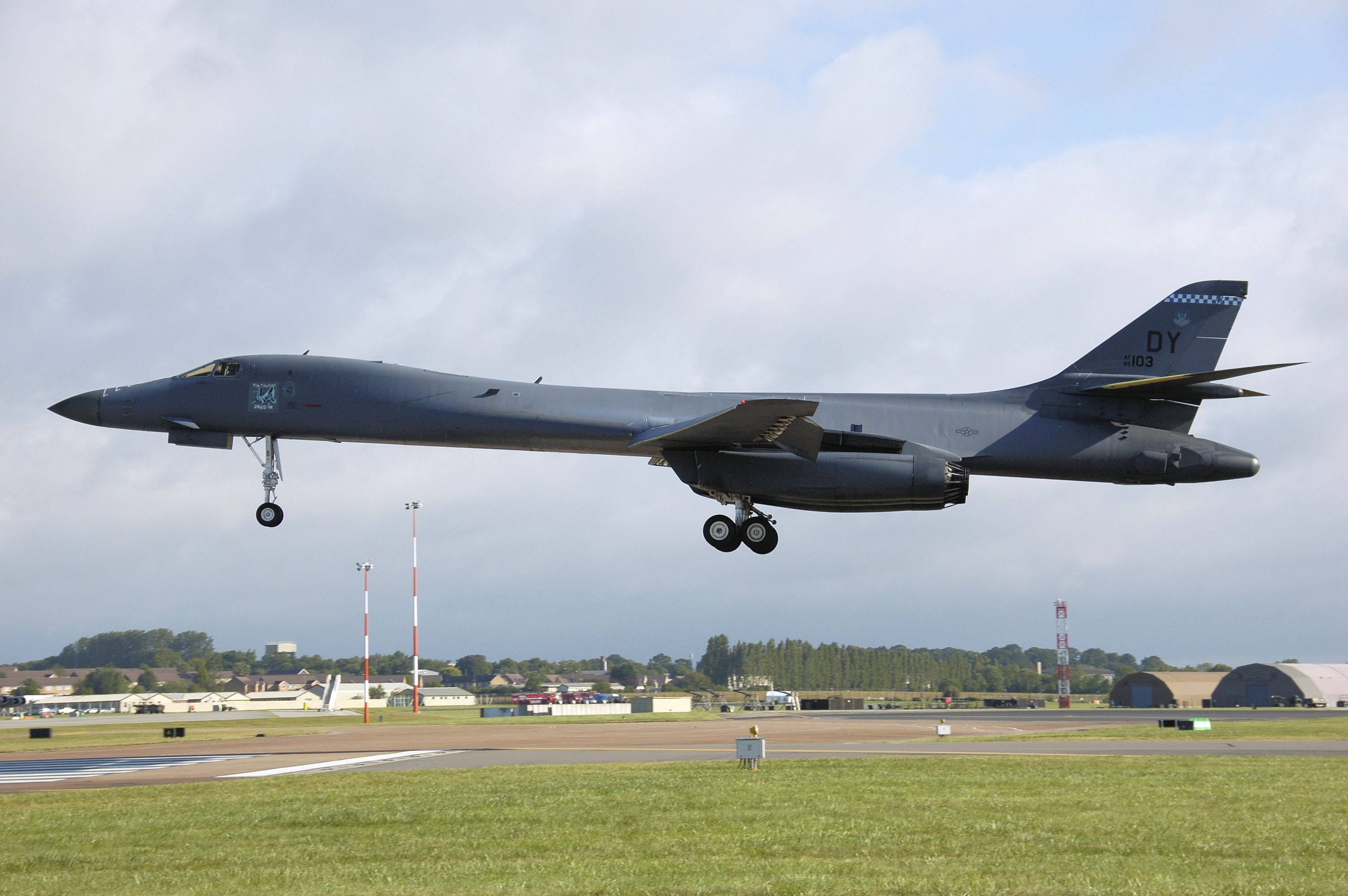 A Rockwell B-1B Lancer coming in for landing.
