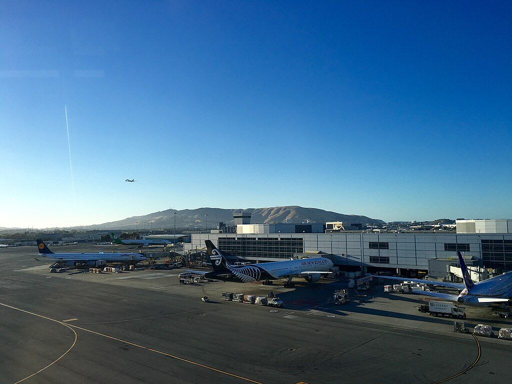 San Francisco Airport Gate Lineup