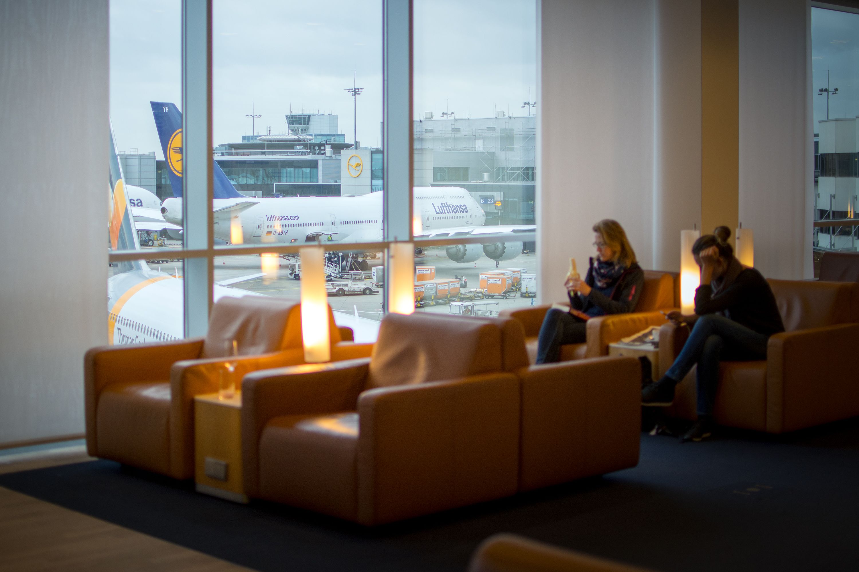 How To Access Lufthansa Lounges With American Express Cards