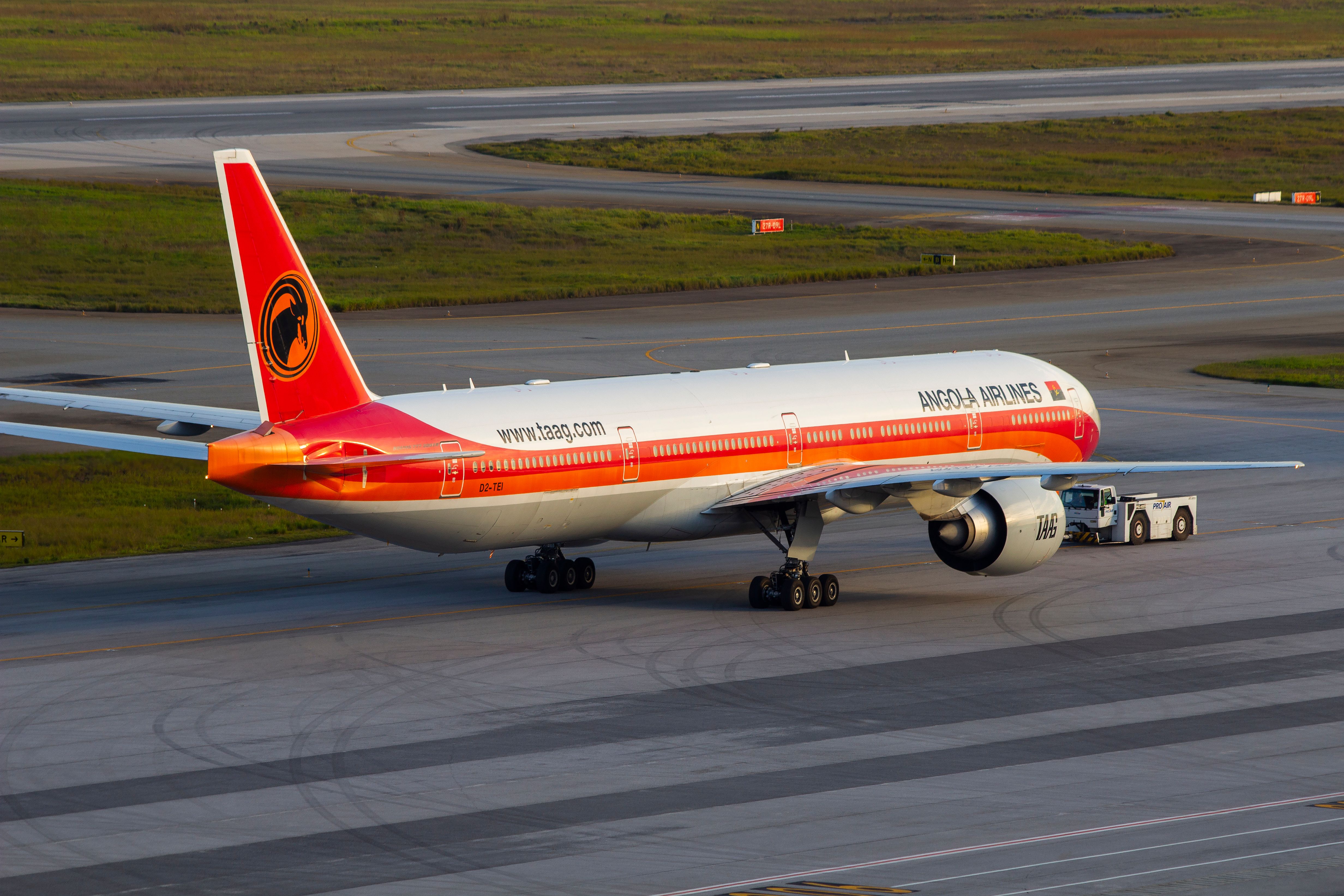 TAAG Angola Airlines Boeing 777-300 in Sao Paulo
