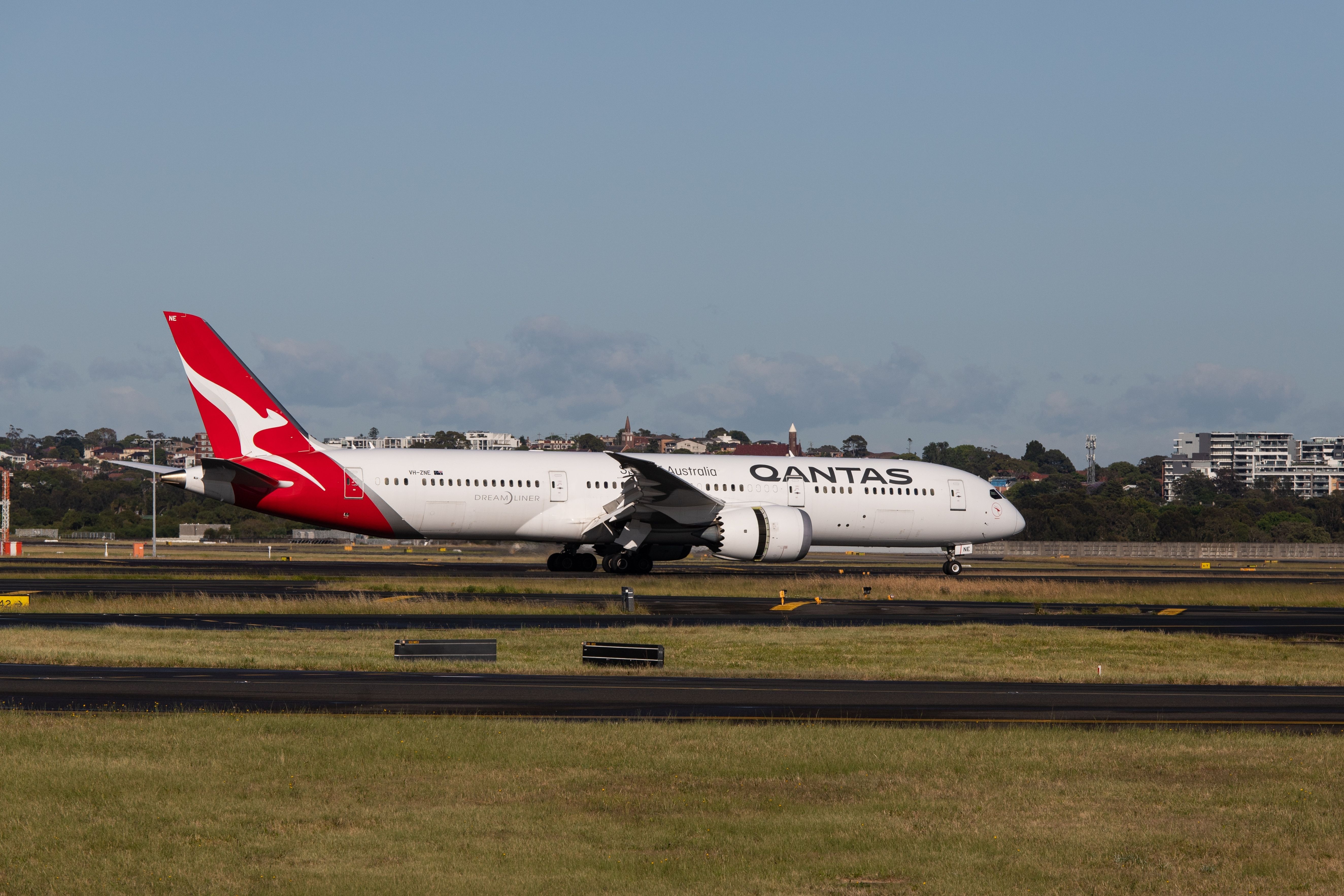 Qantas Boeing 787