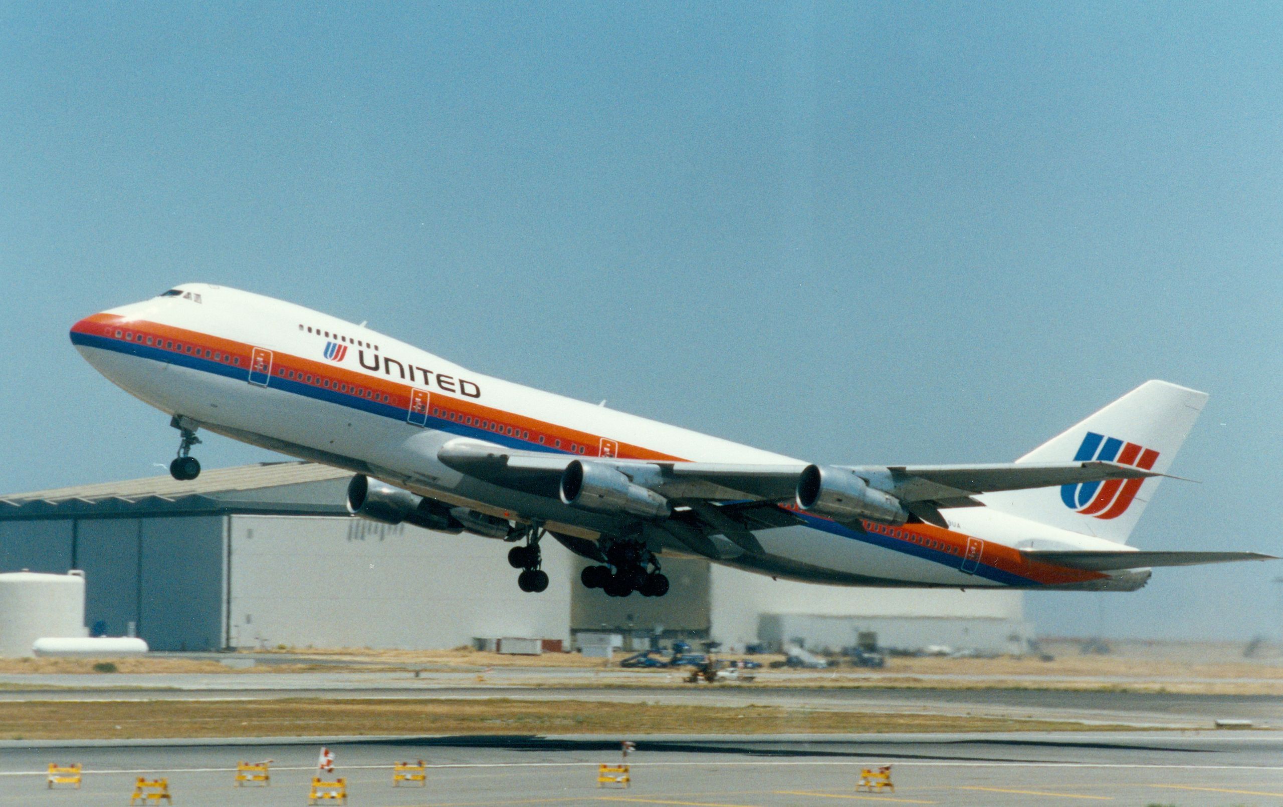 A United Airlines Boeing 747-200 taking off.