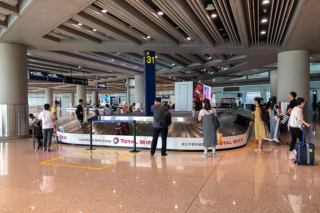 Baggage carousel at Shenzhen