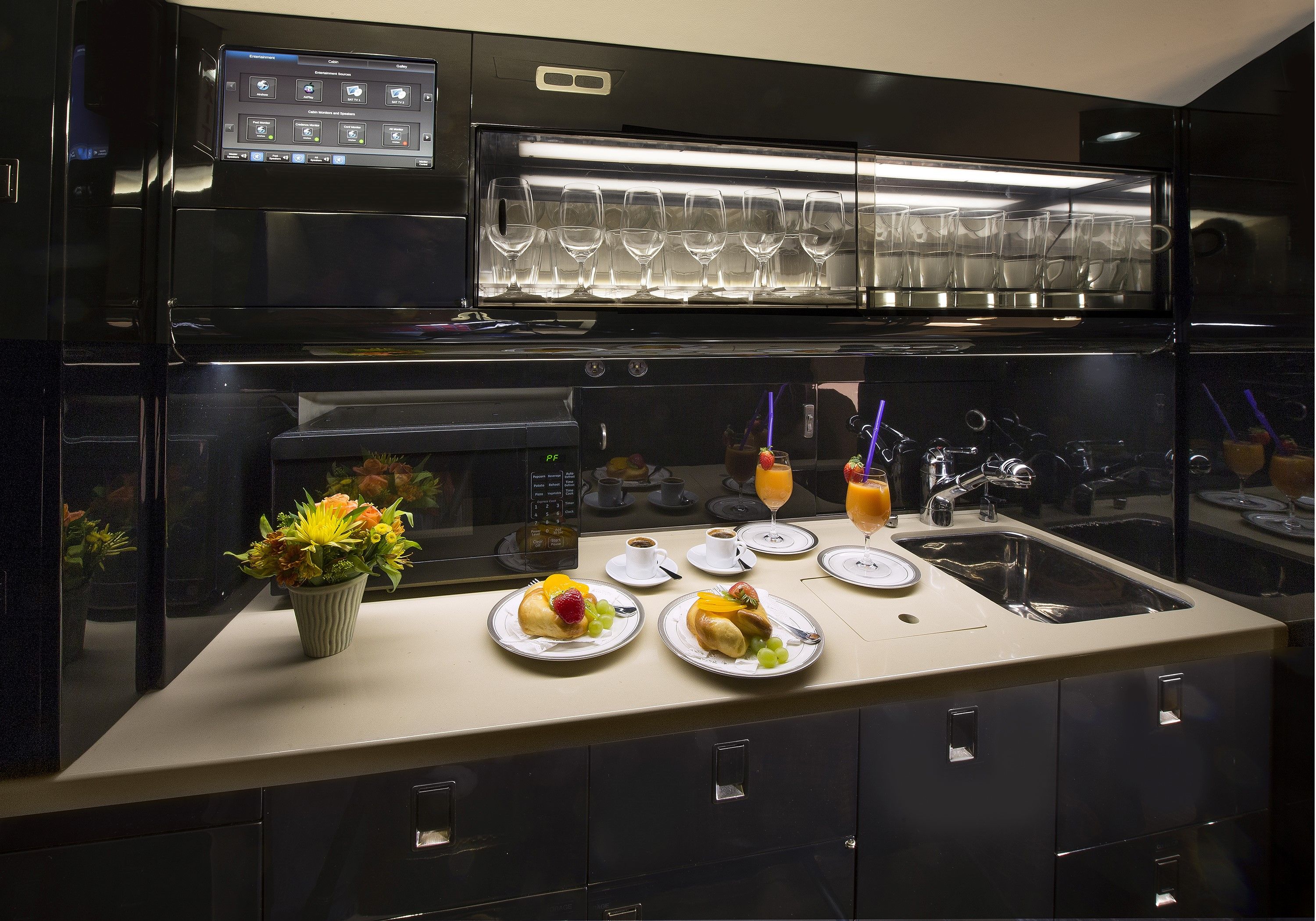 Gulfstream V galley