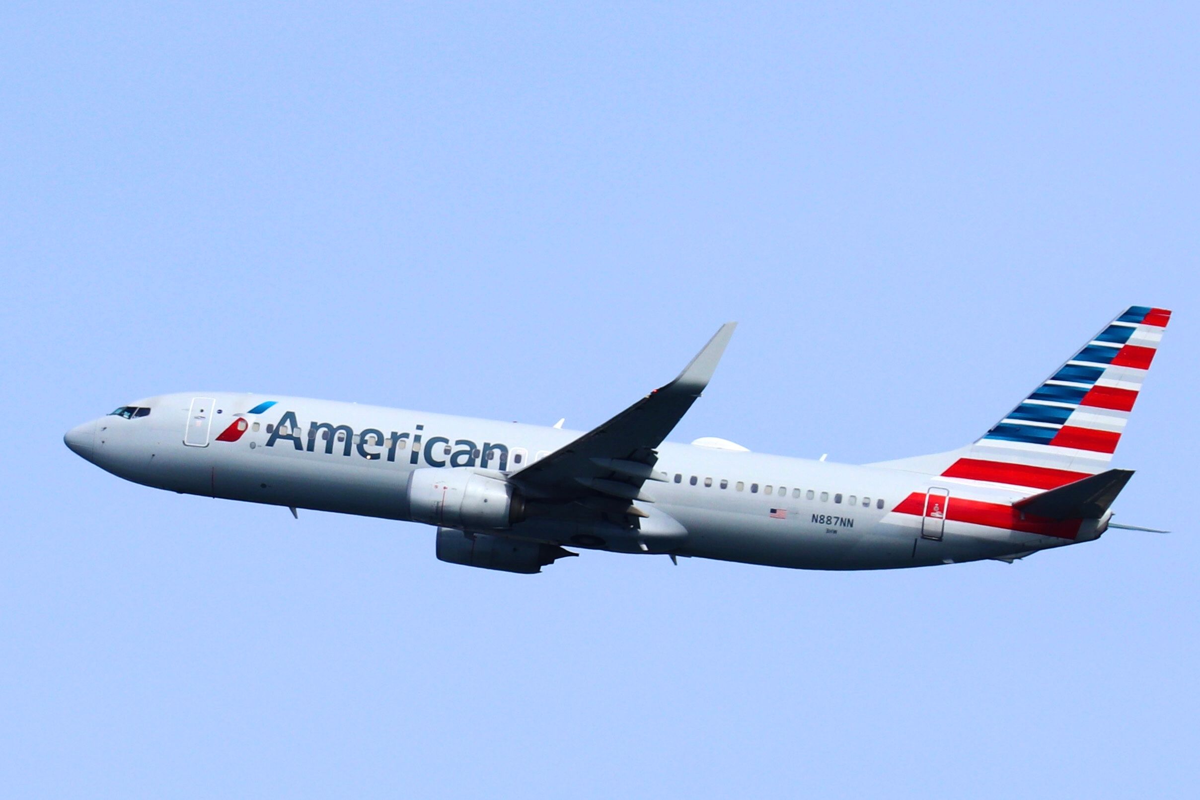 American Airlines 737-800 (N887NN) departing Boston for Dallas Fort Worth on 04/28/2023.
