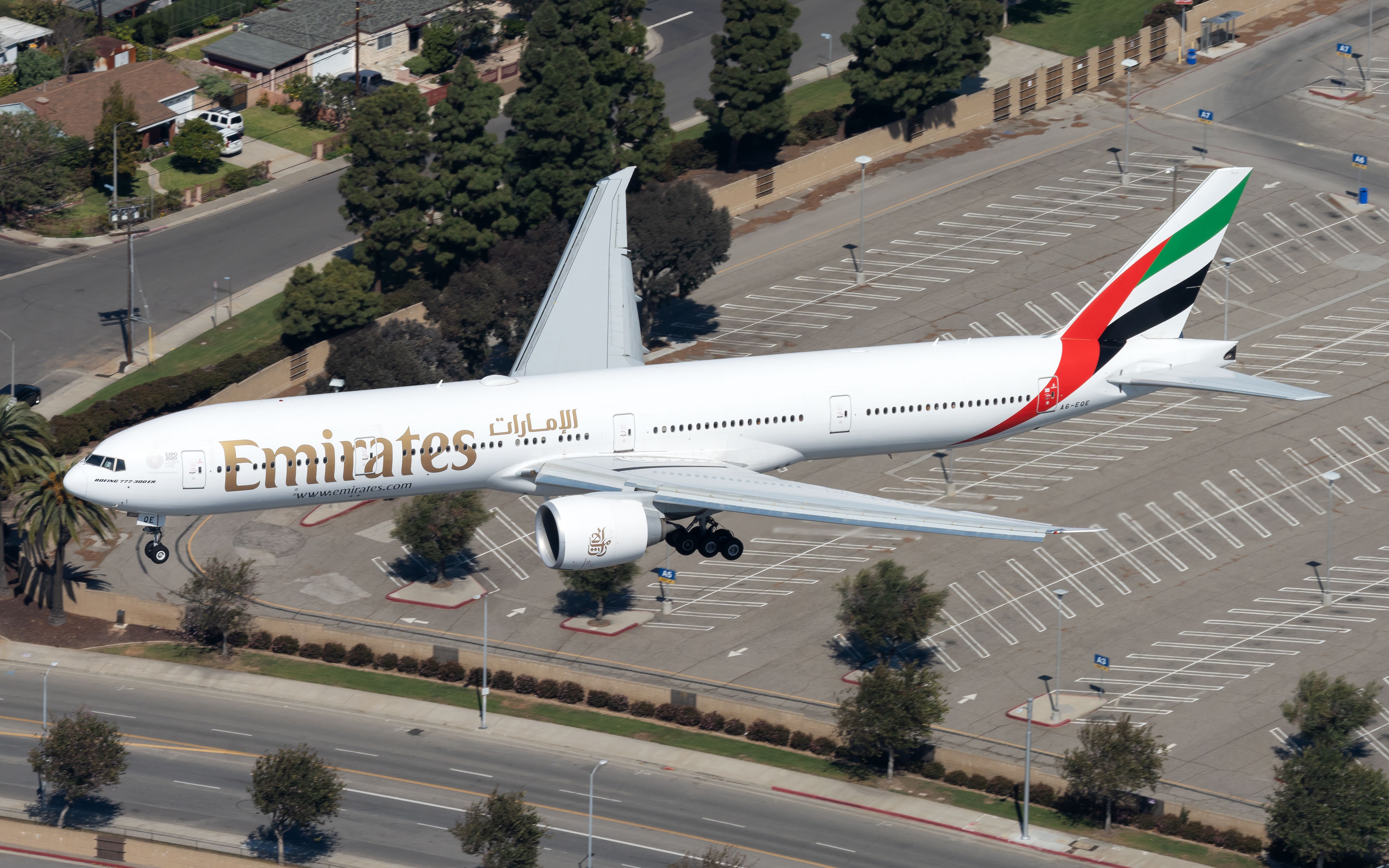 A6-EQE Emirates Boeing 777-31H(ER)